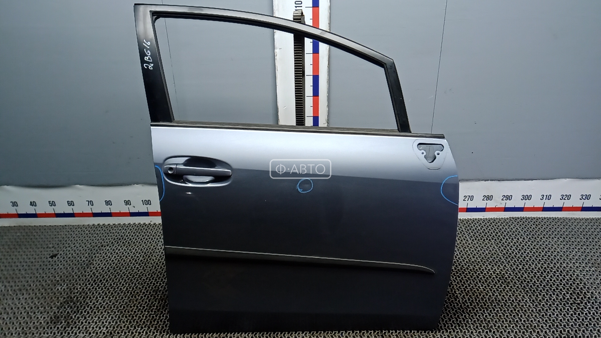 Дверь передняя правая