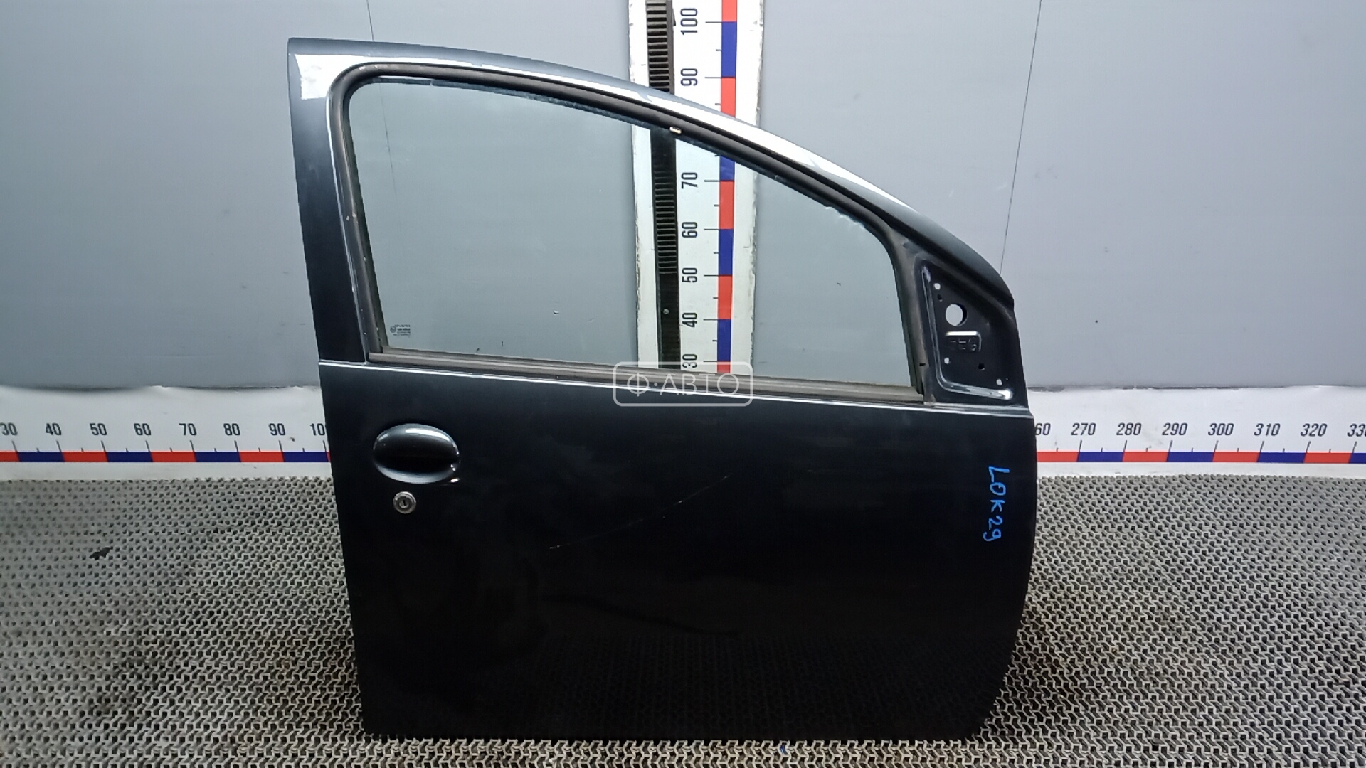 Дверь передняя правая