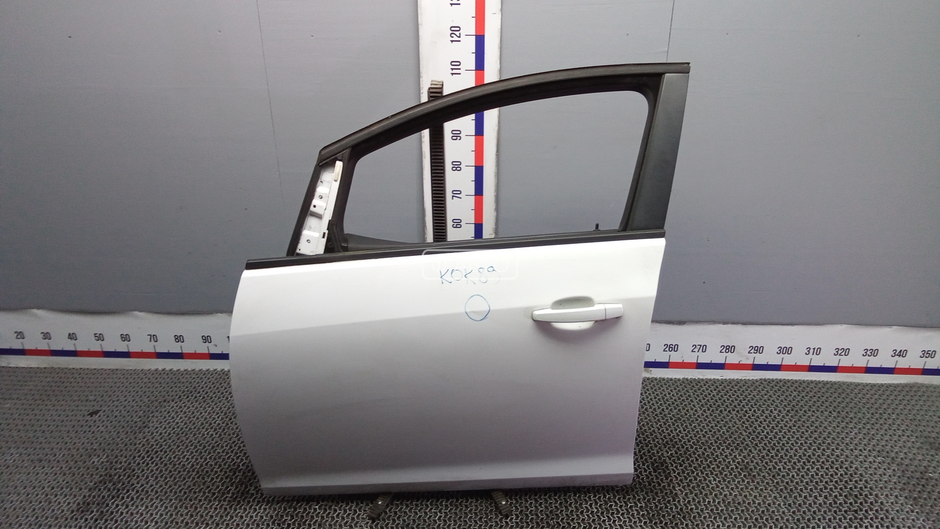 Дверь передняя левая