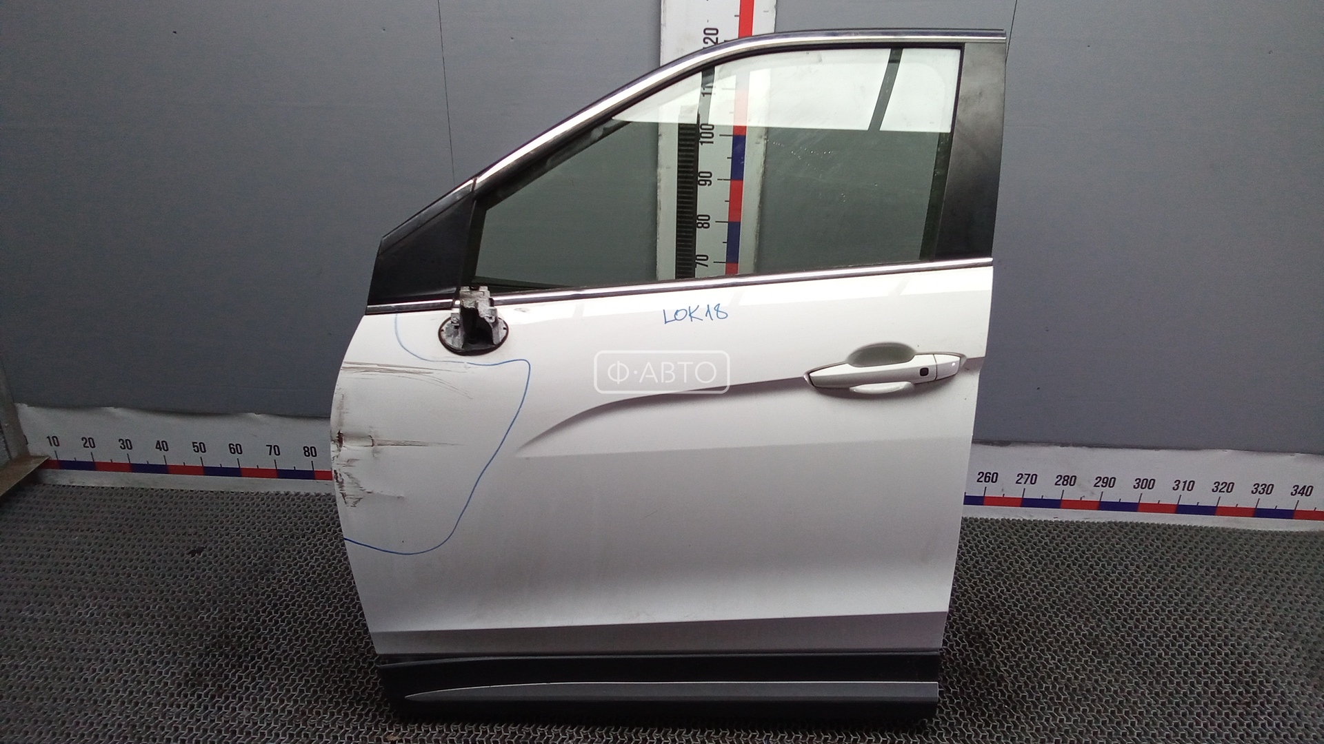 Дверь передняя левая