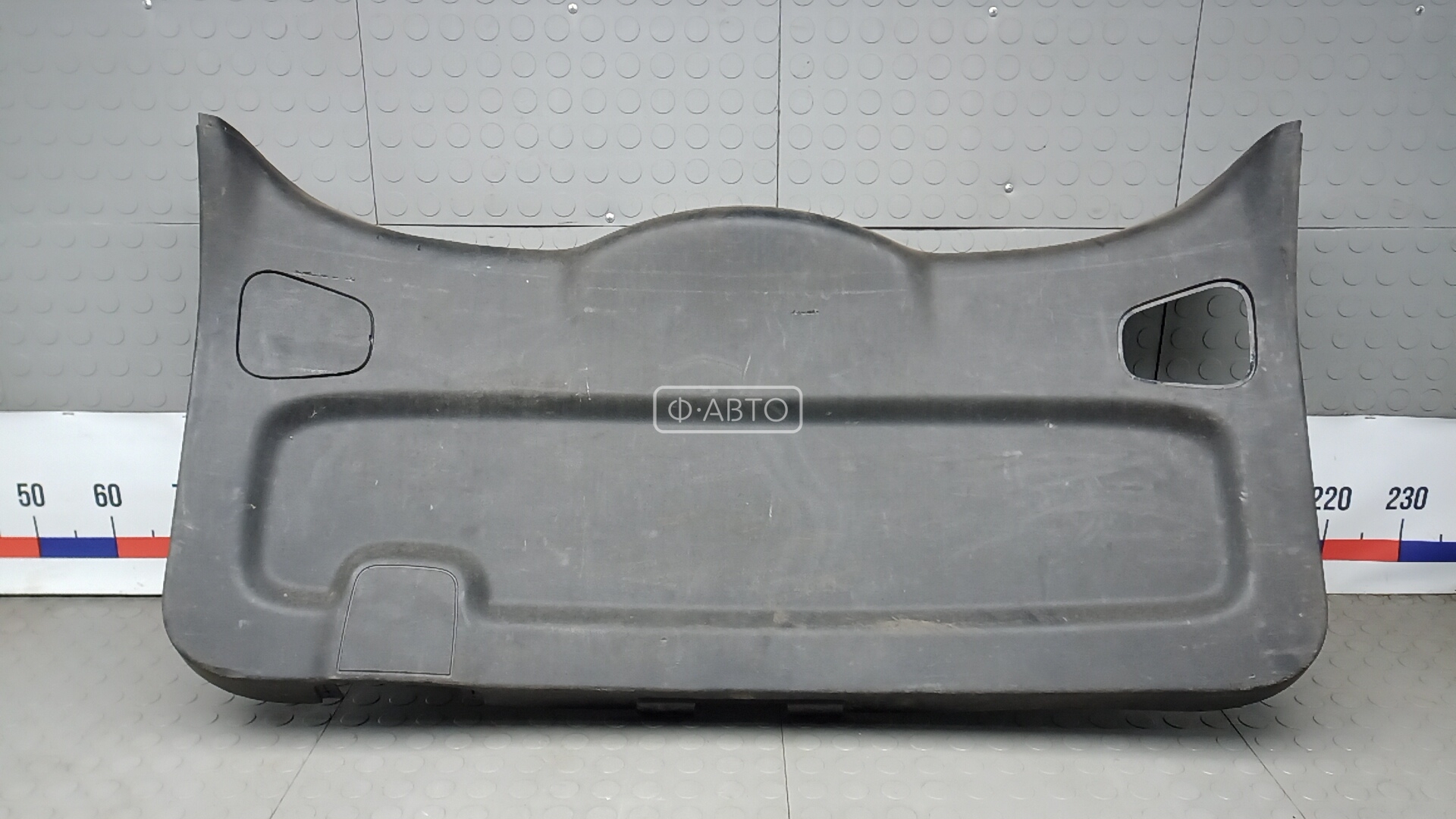 Пластиковая обшивка 3-5-й двери