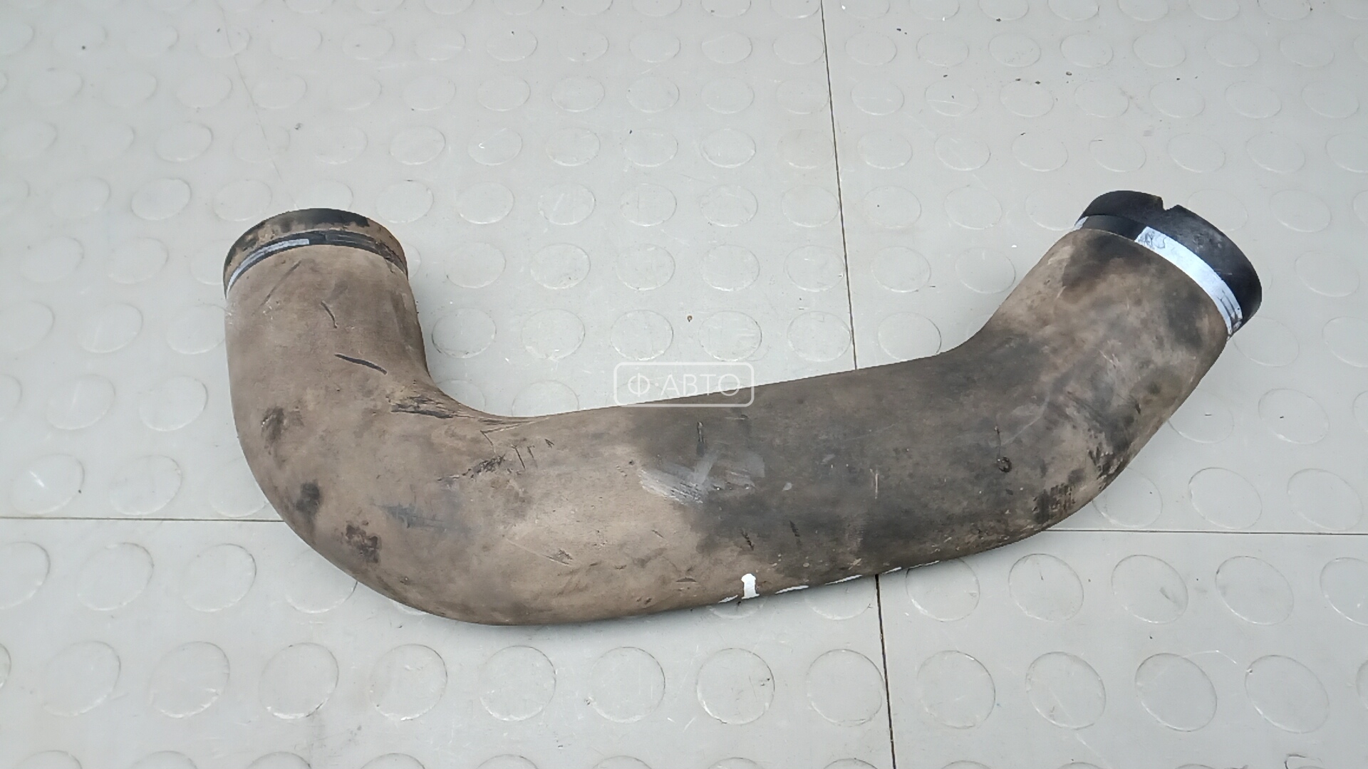 Патрубок интеркулера