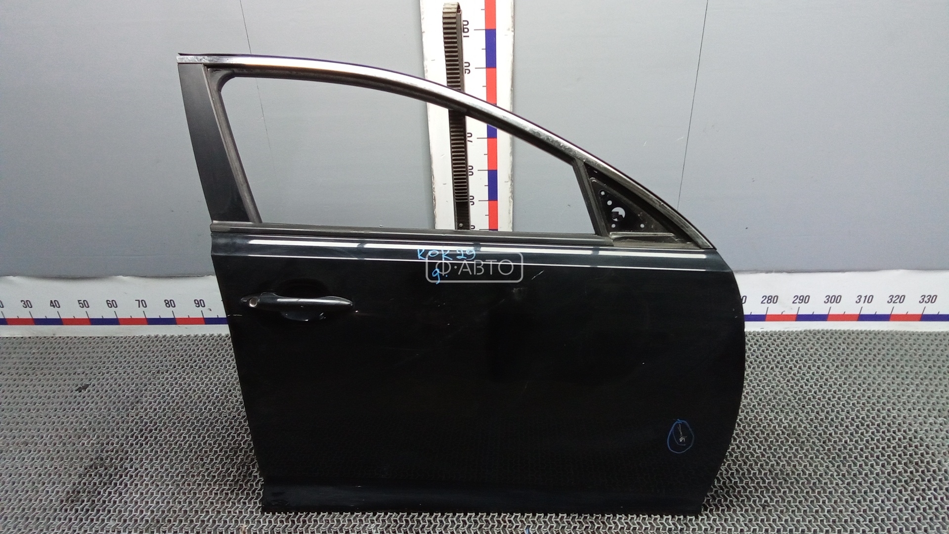 Дверь передняя правая