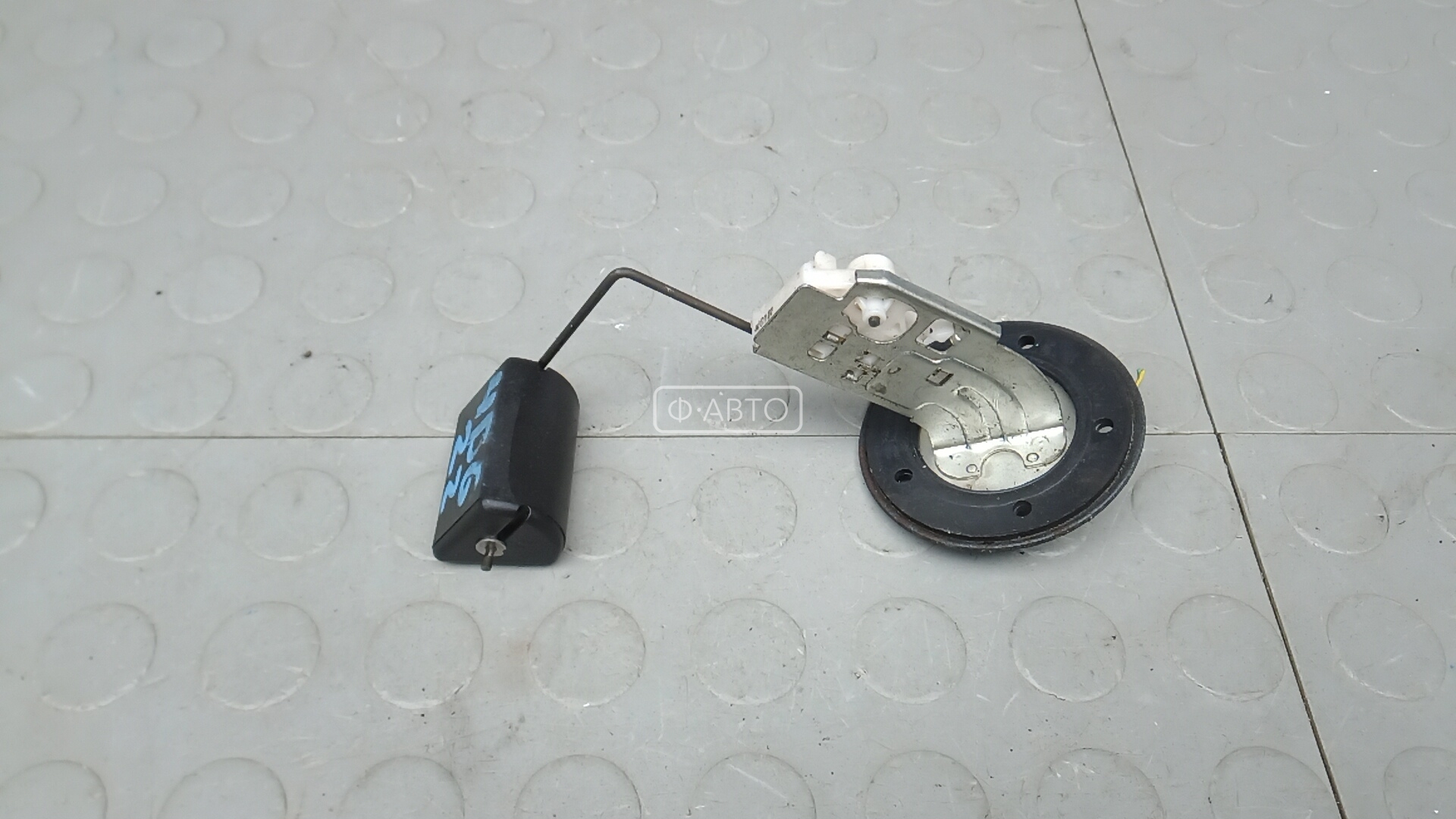 Датчик уровня топлива