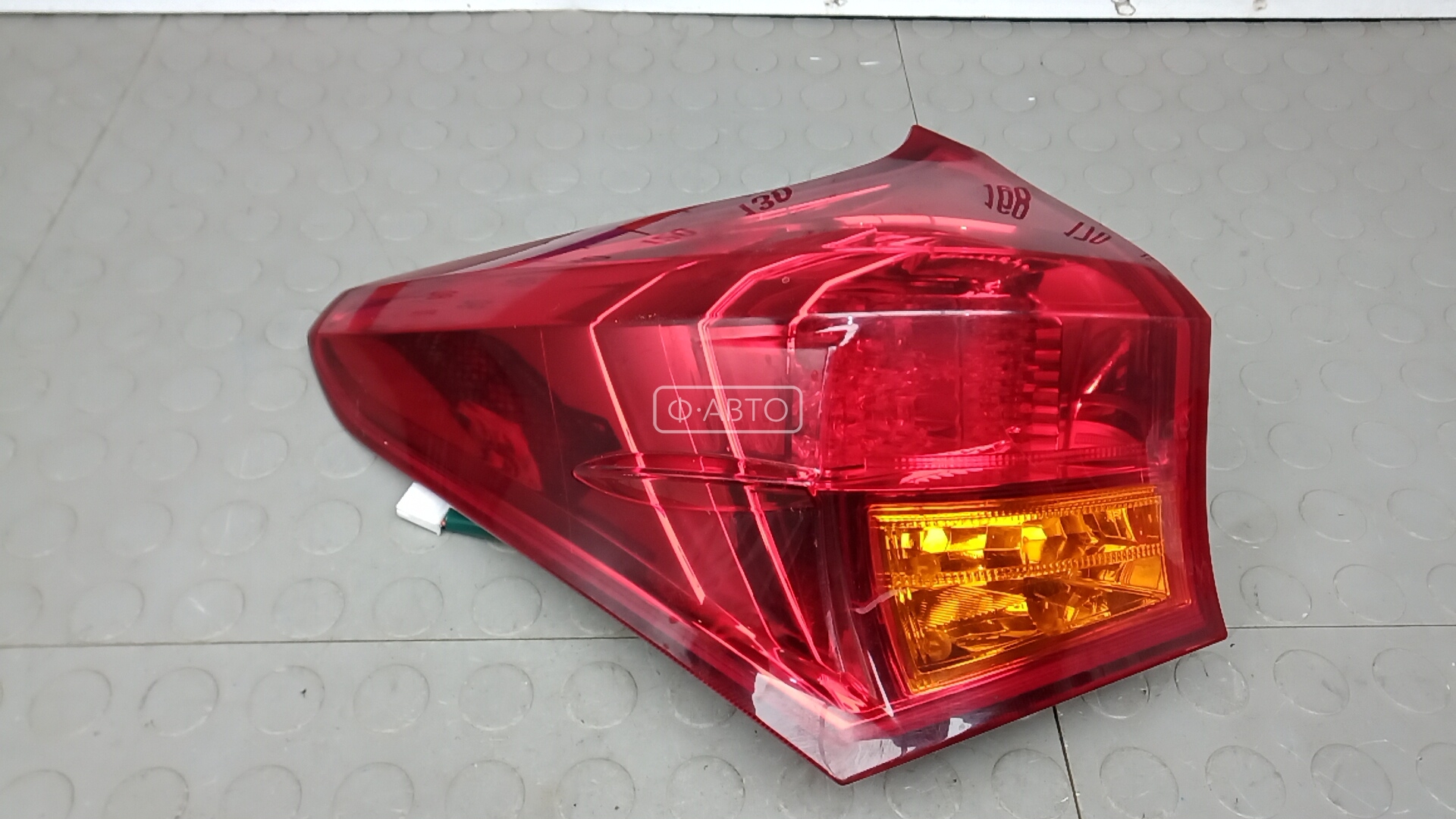 Фонарь задний левый