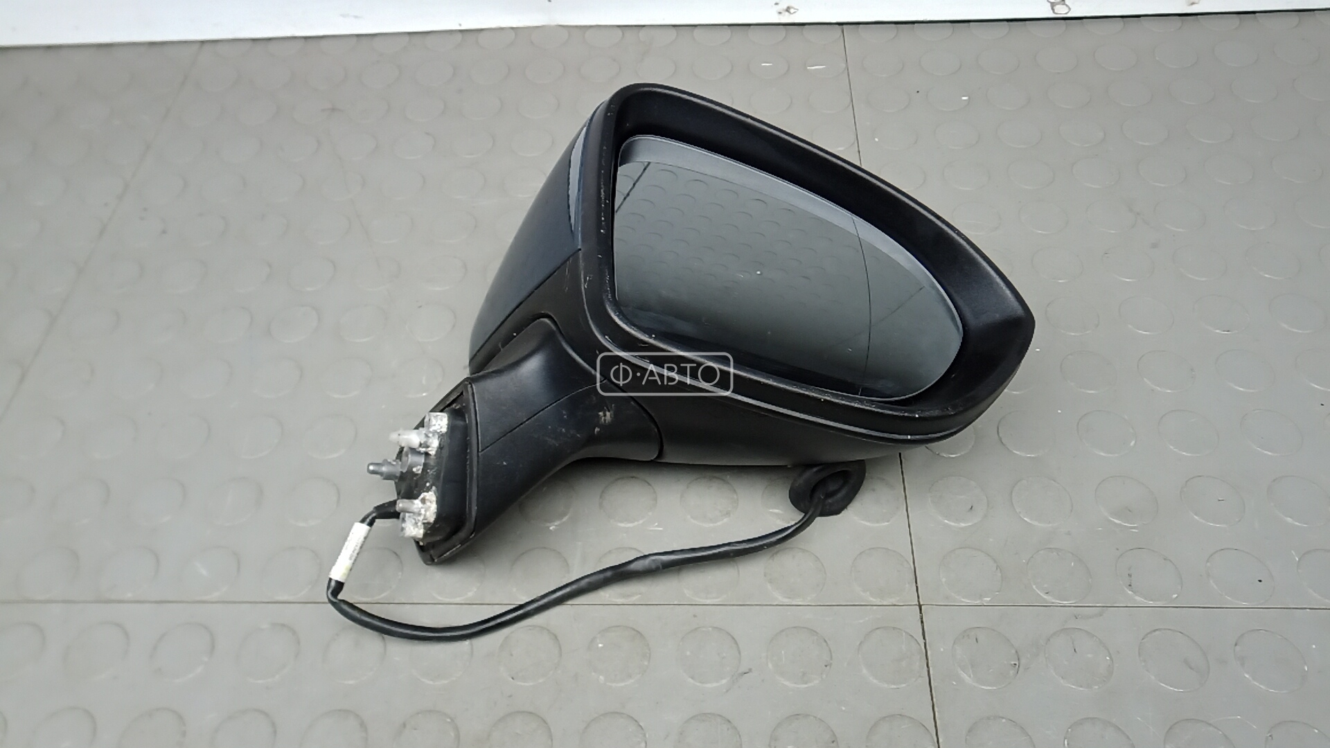 Зеркало наружное правое