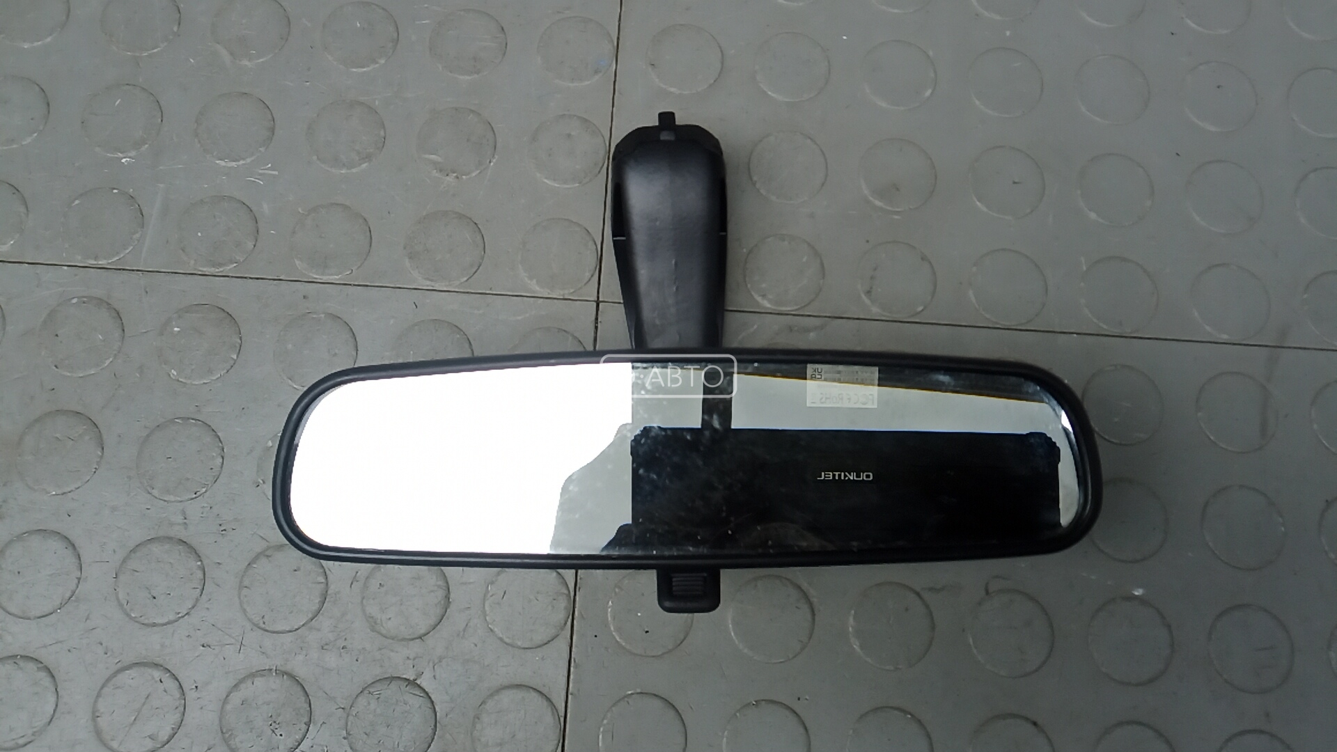 Зеркало салона