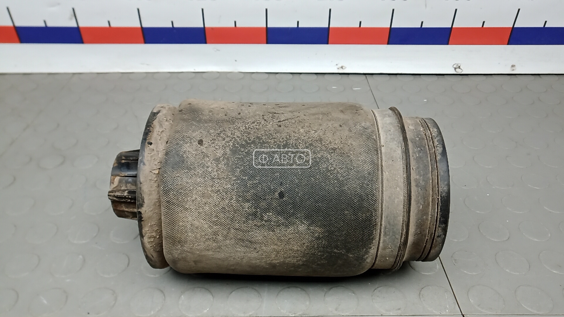 Пневмоподушка задняя