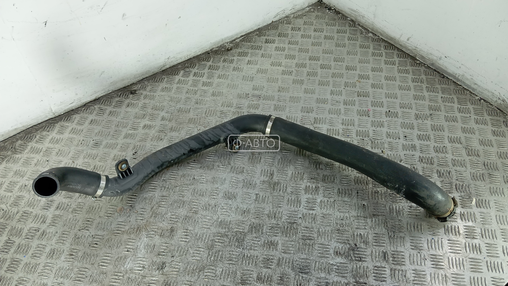 Патрубок интеркулера