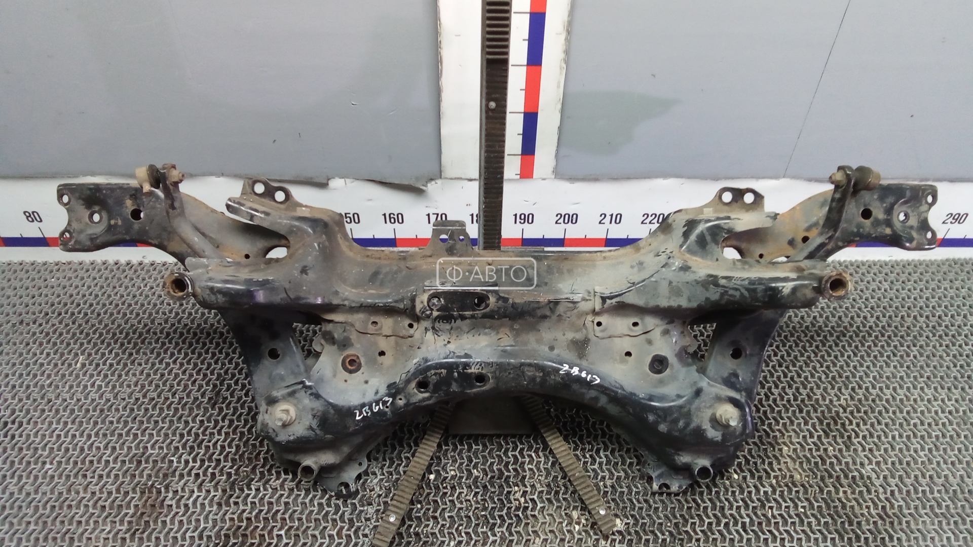 Балка подвески передняя