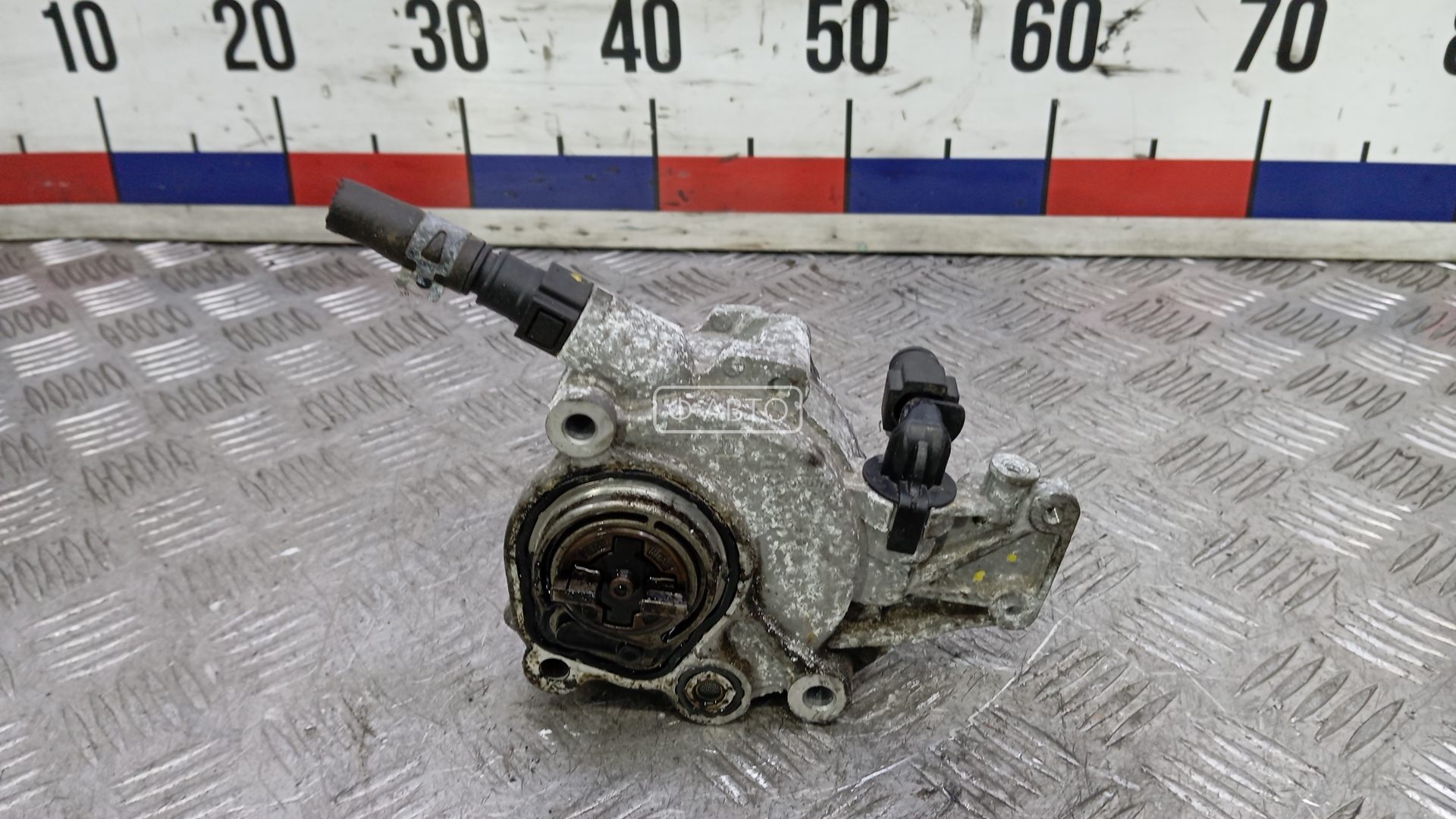 Насос вакуумный