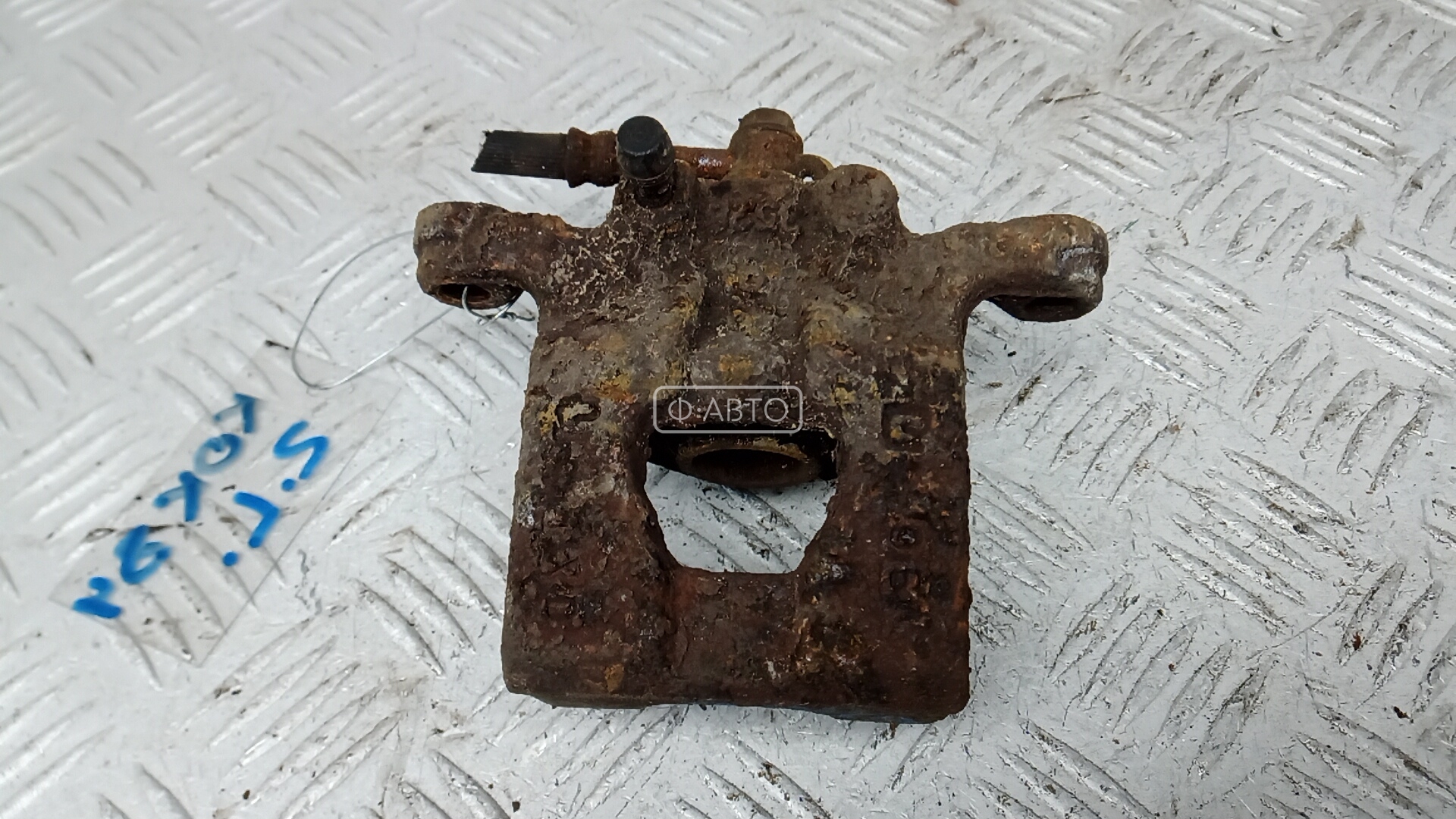 Суппорт тормозной задний левый