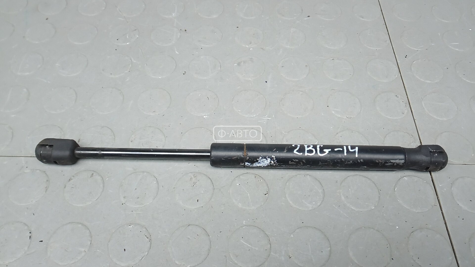 Амортизатор капота