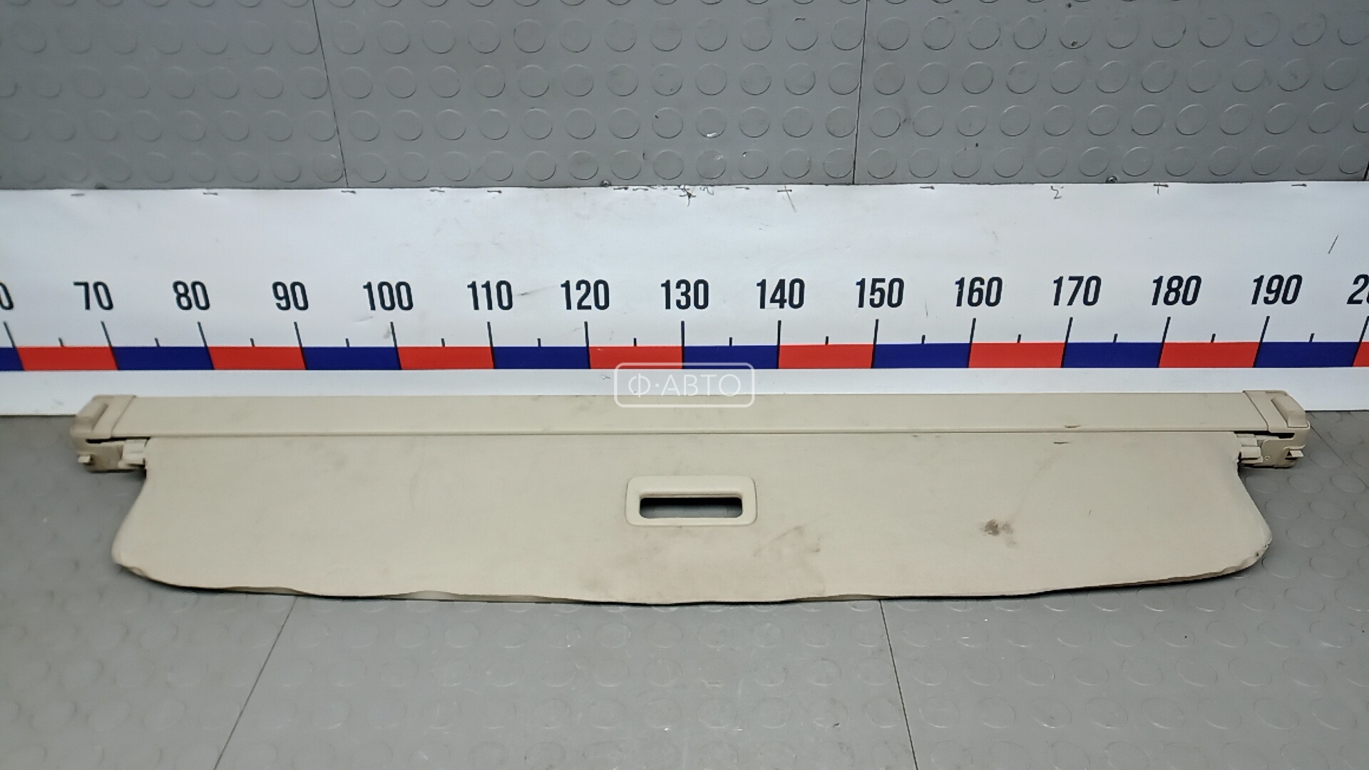 Шторка багажника