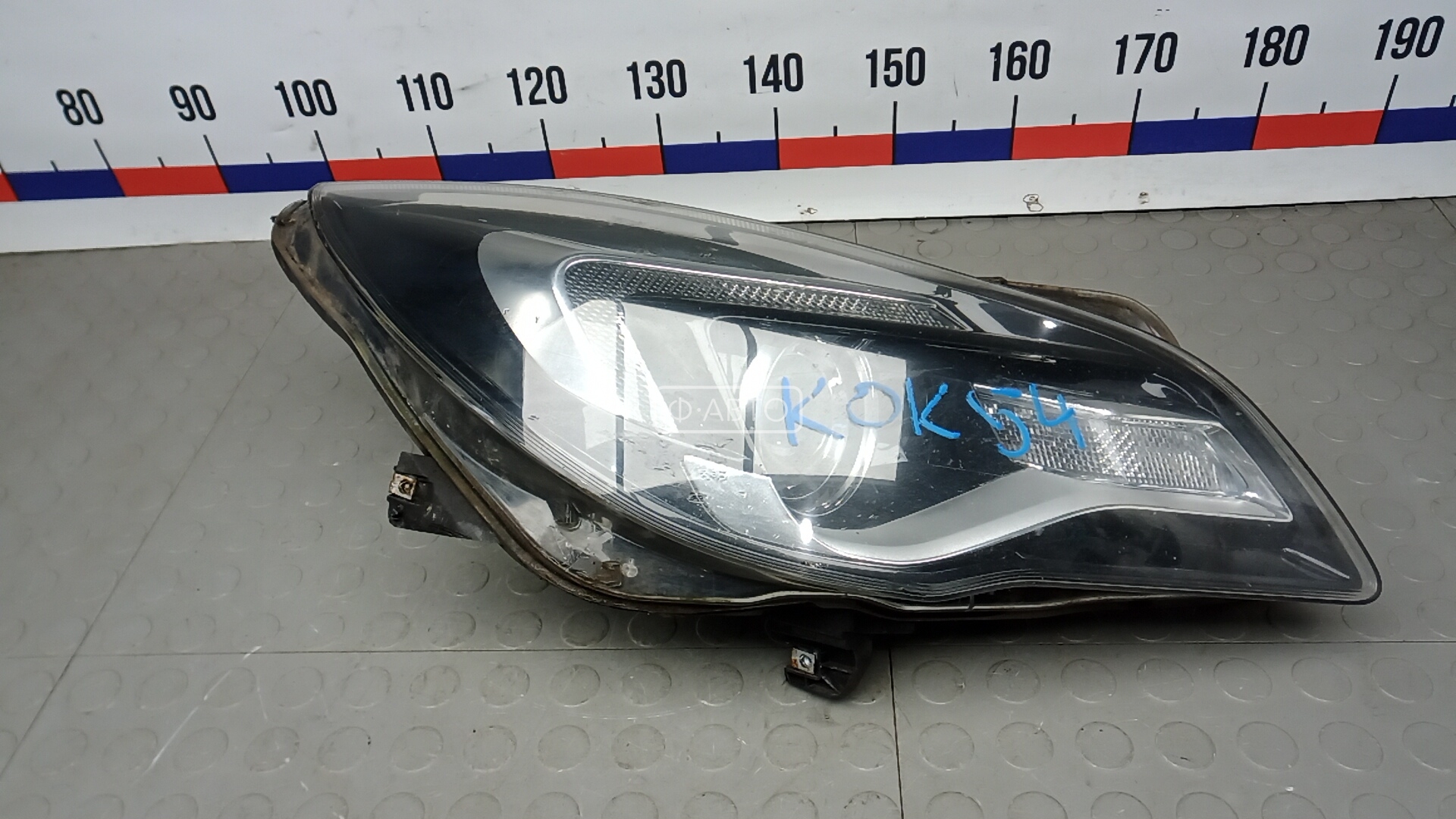 Фара правая