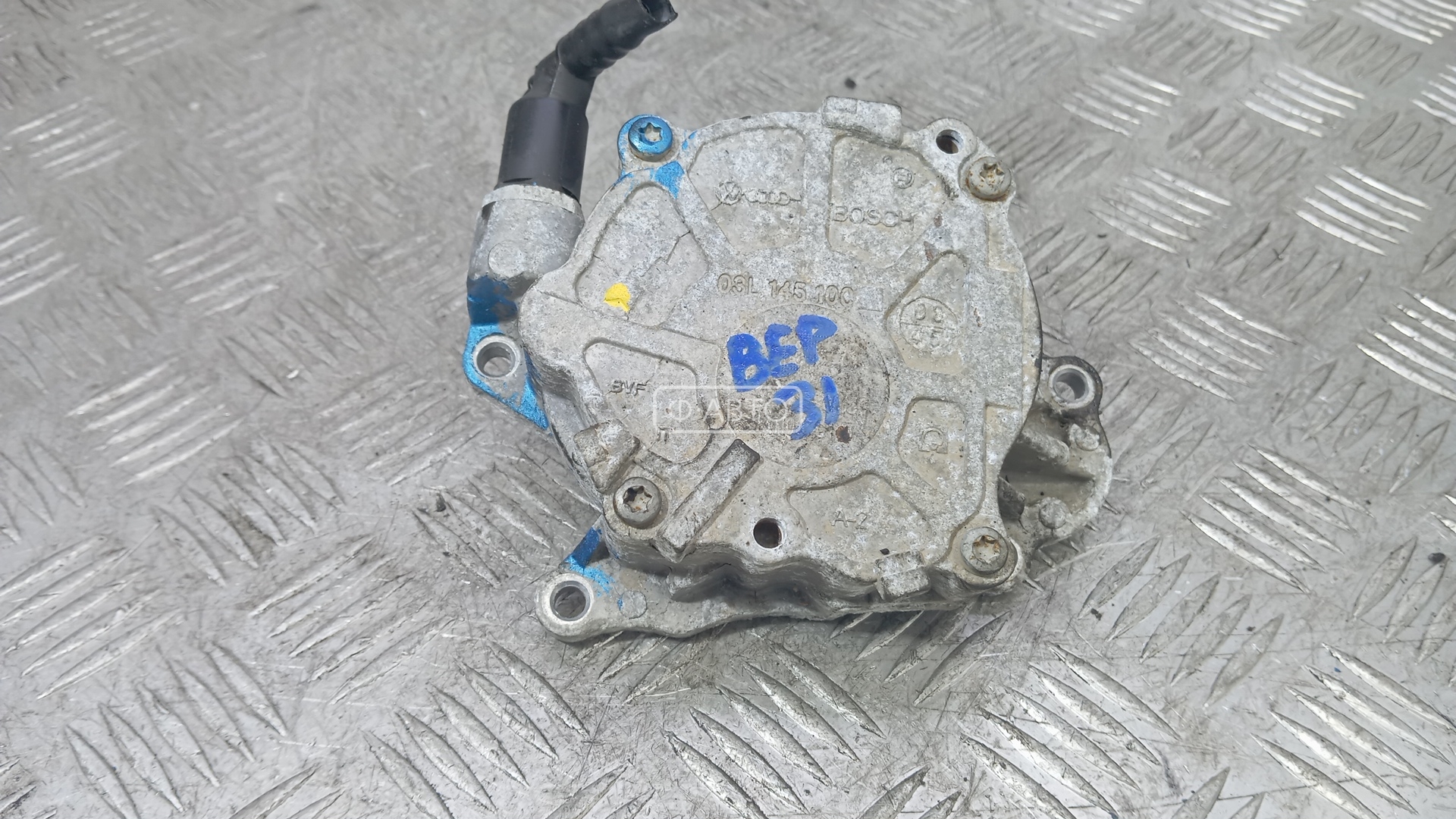 Насос вакуумный