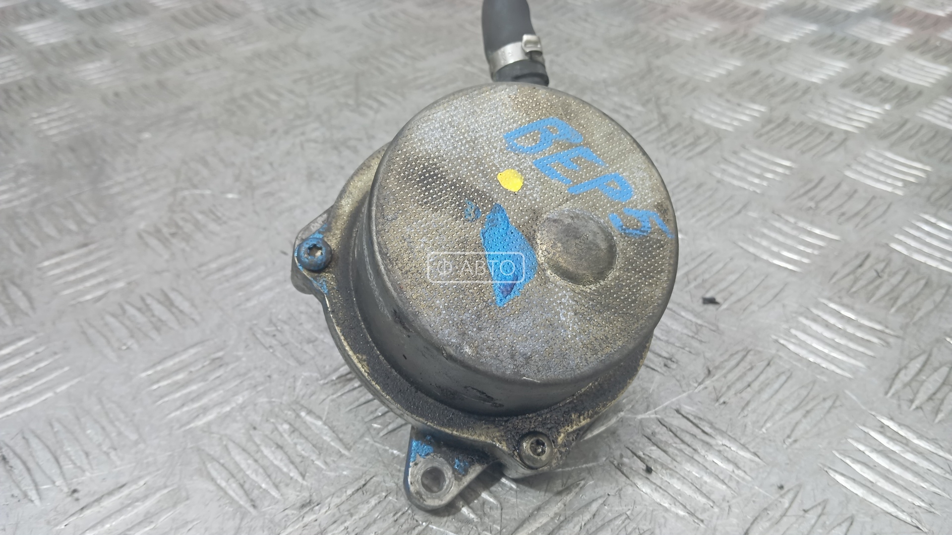 Насос вакуумный