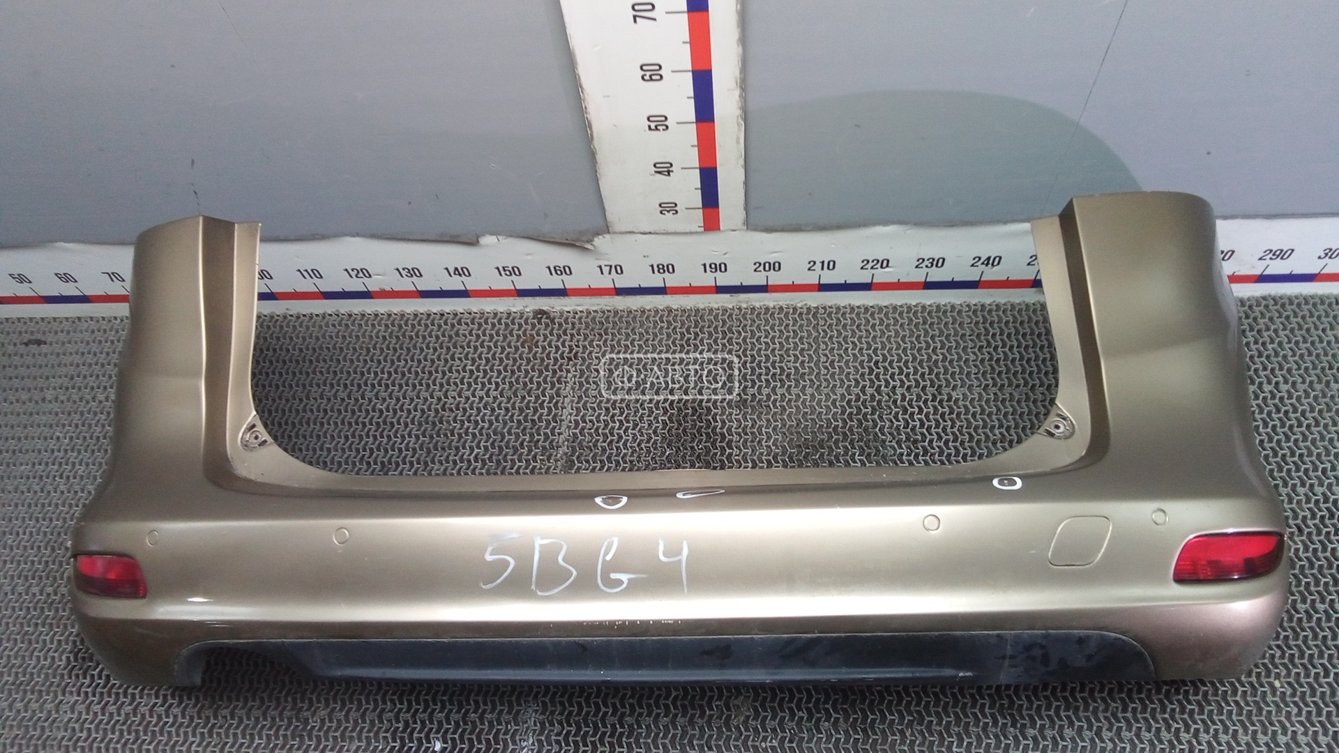 Бампер задний