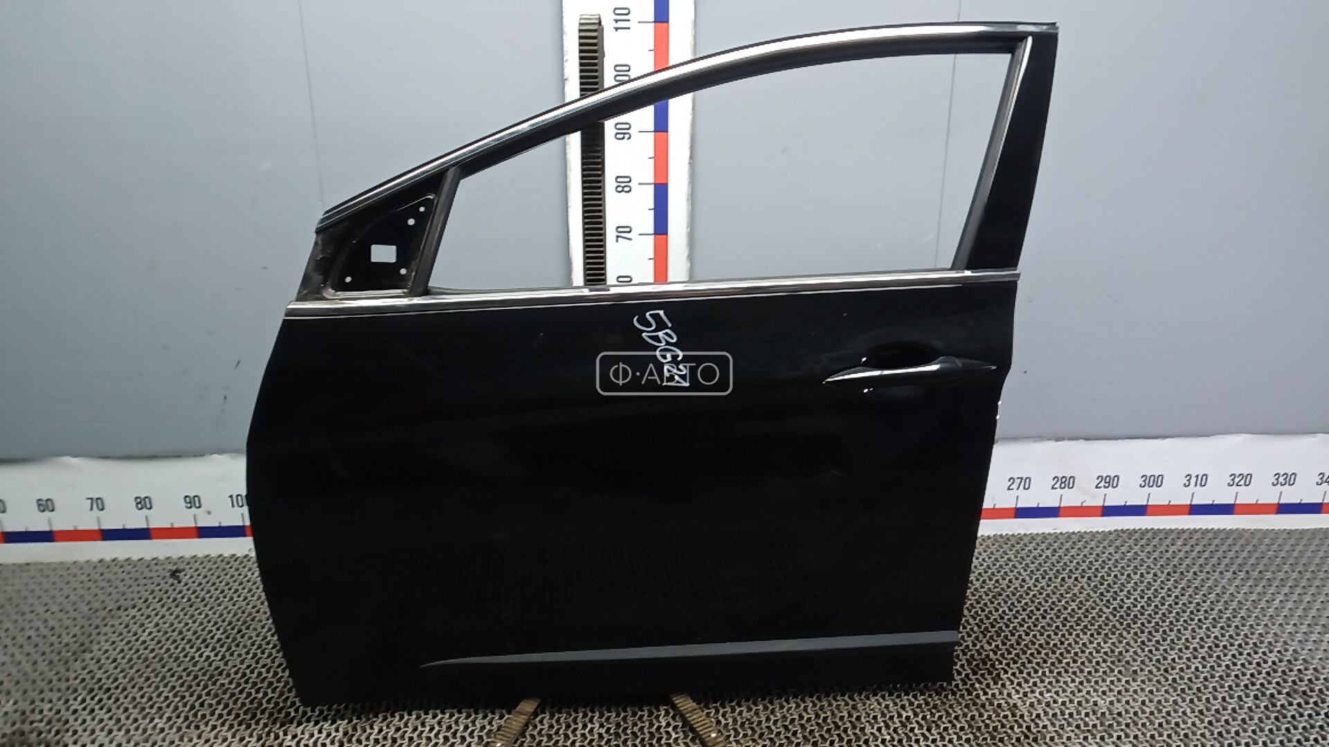 Дверь передняя левая