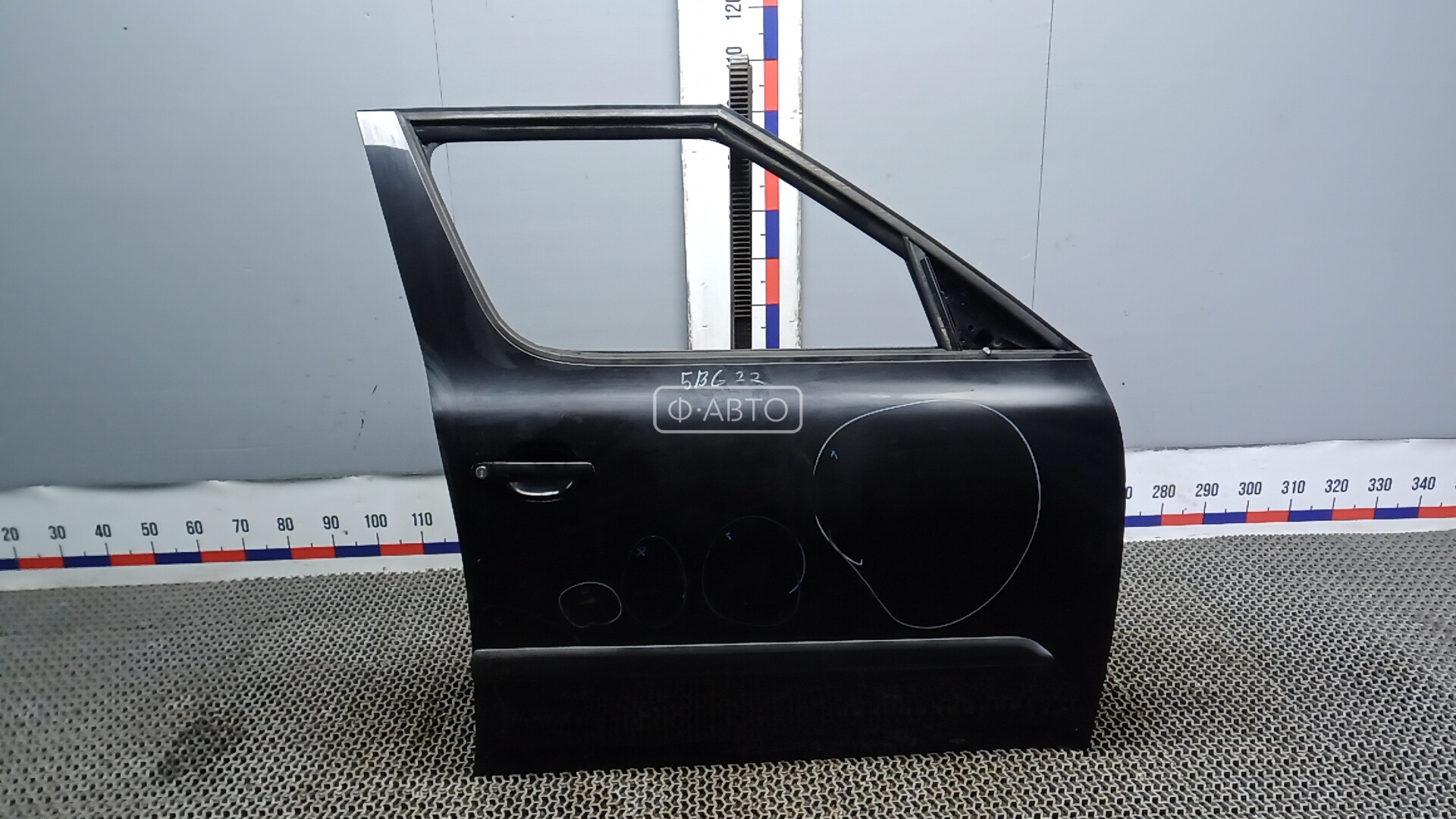 Дверь передняя правая