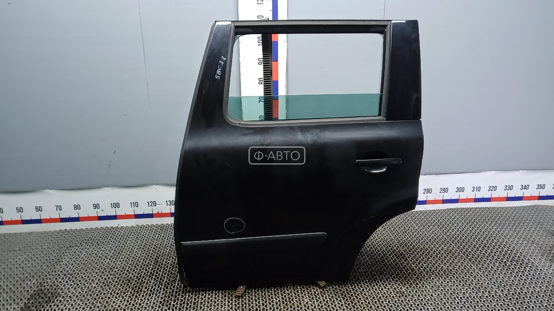 Дверь задняя левая