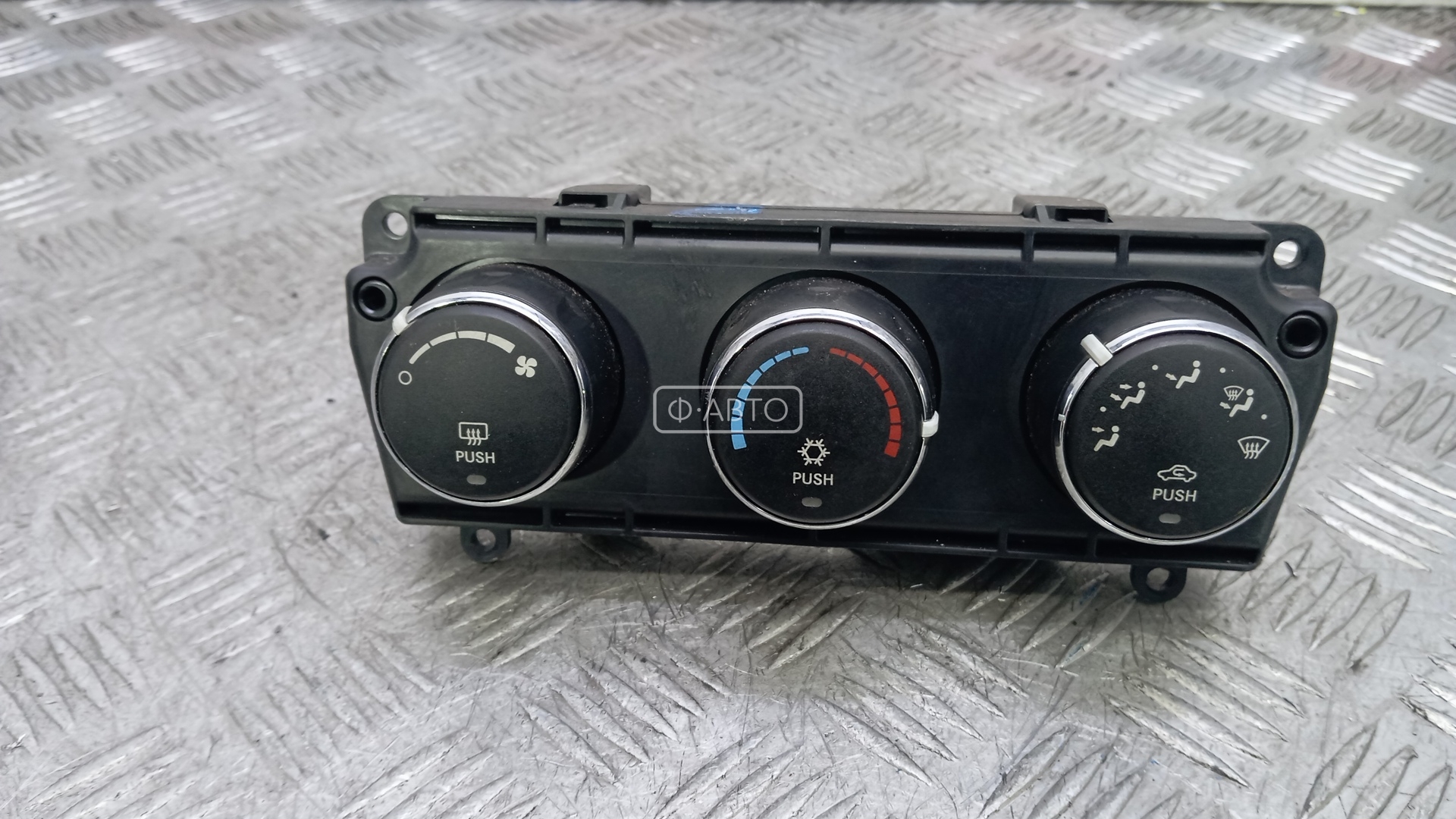 Блок управления печки и климат-контроля