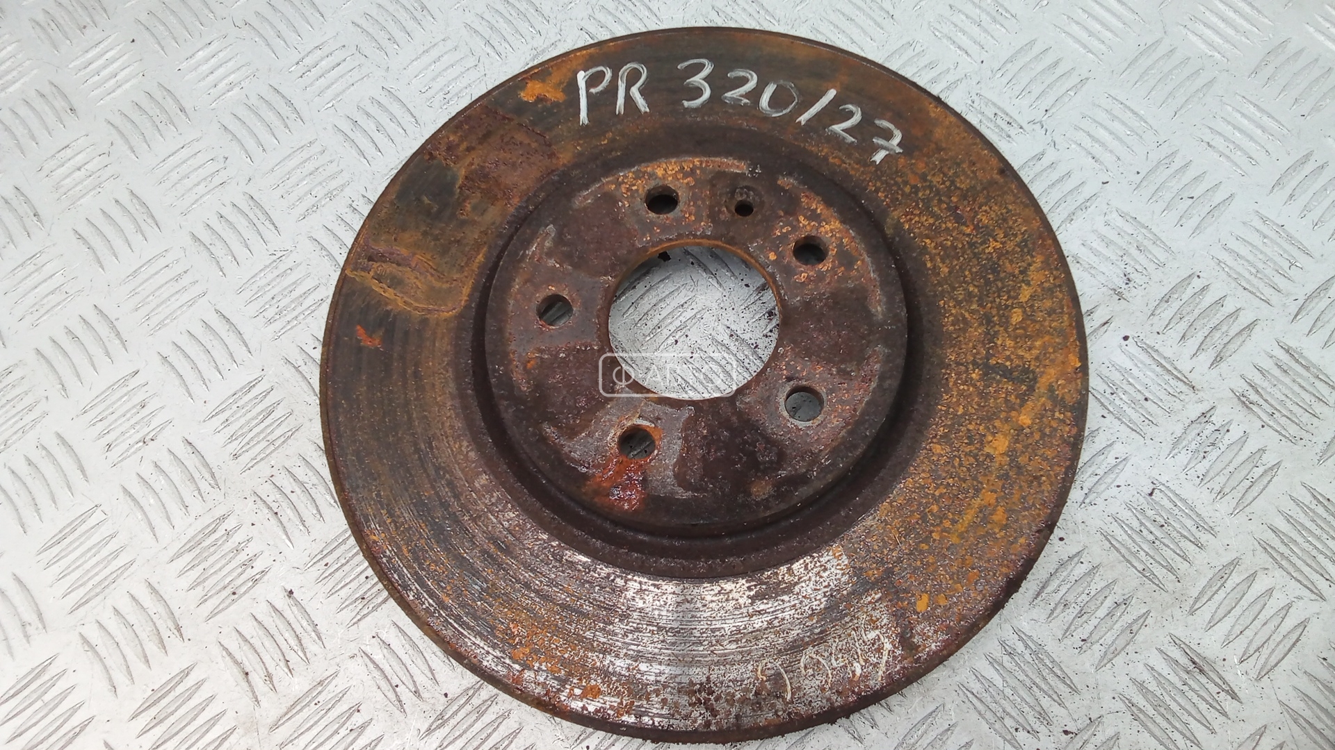 Диск тормозной передний