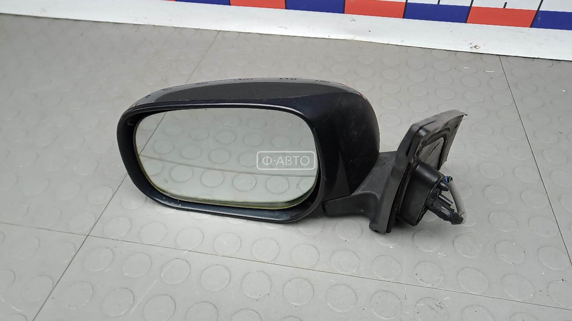 Зеркало наружное левое