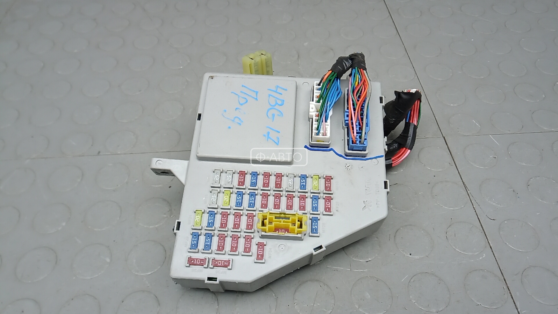 Блок предохранителей