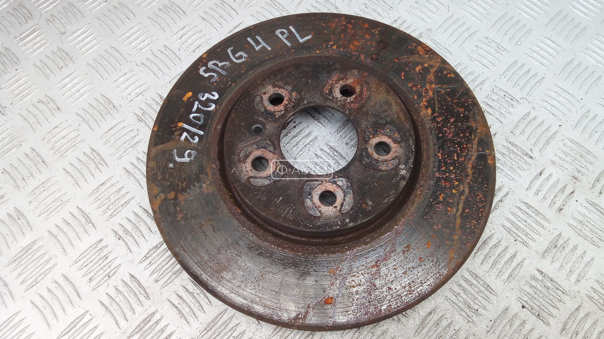 Диск тормозной передний