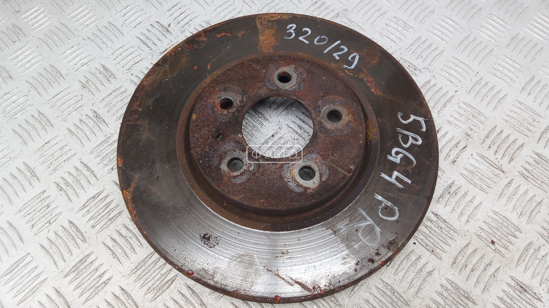 Диск тормозной передний