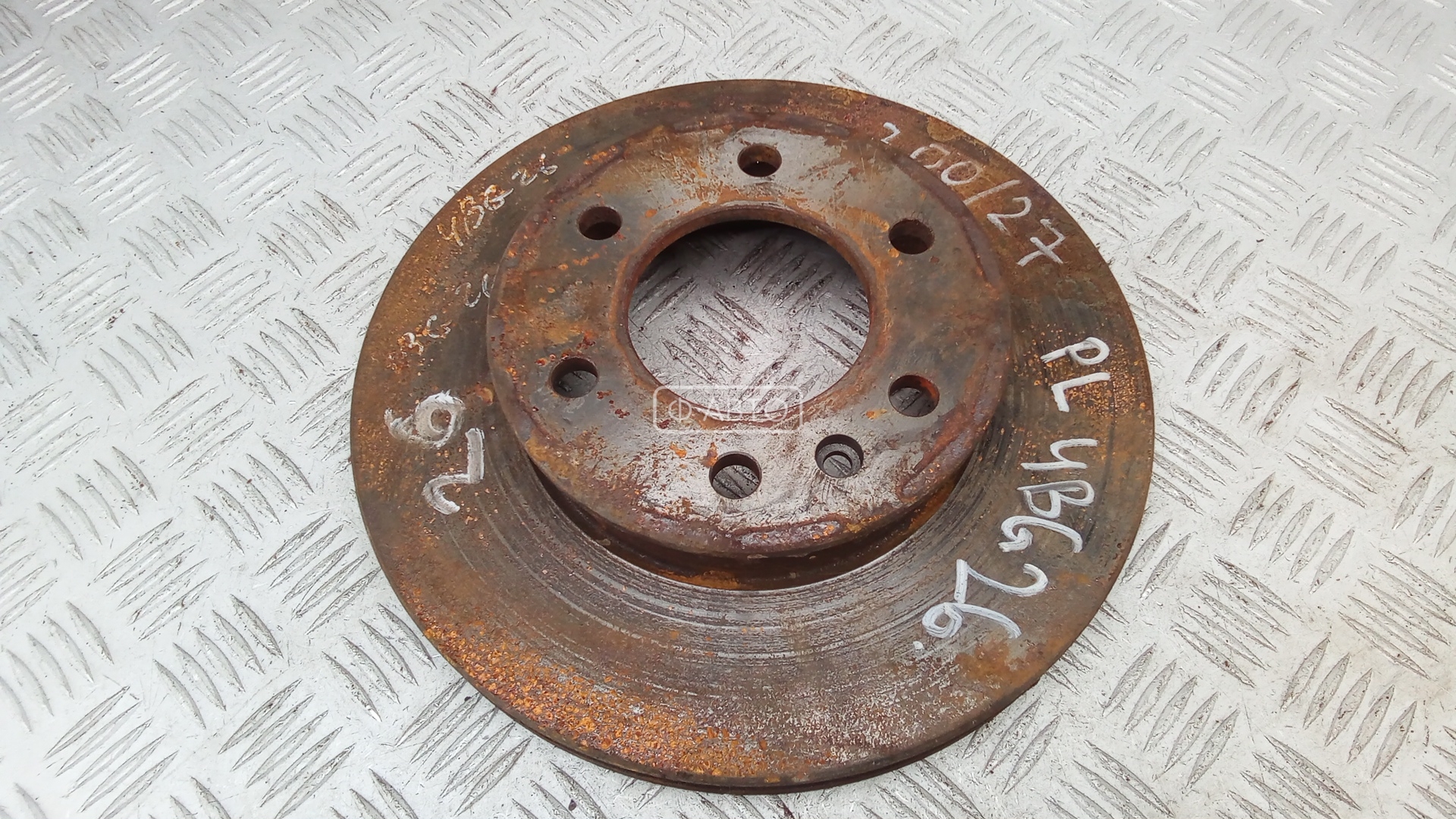 Диск тормозной передний