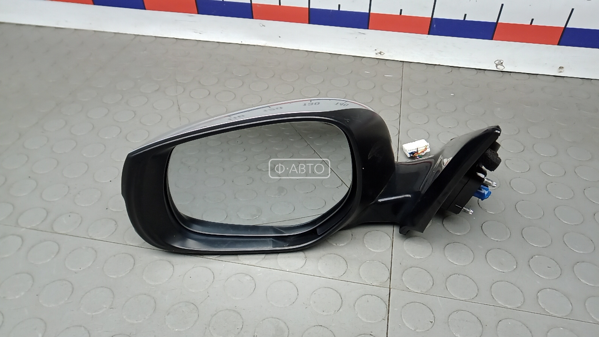 Зеркало наружное левое