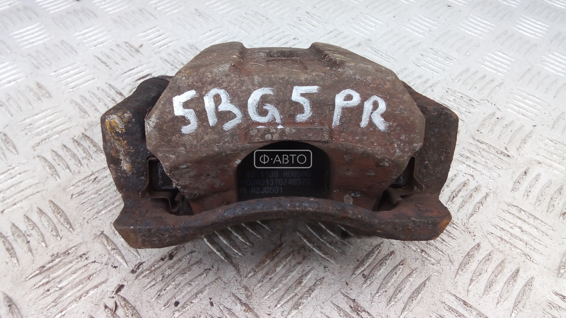 Суппорт тормозной передний правый