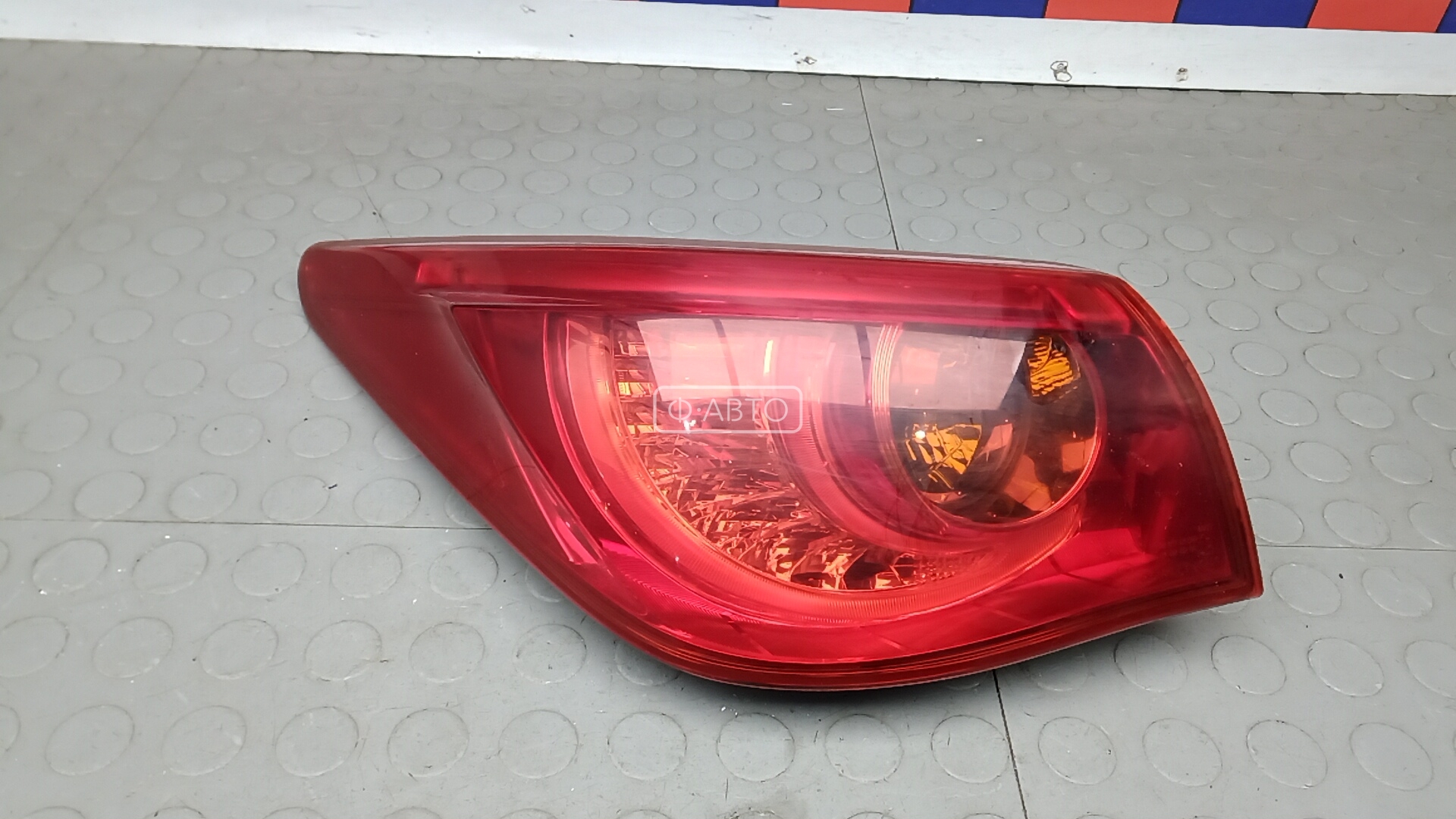 Фонарь задний левый