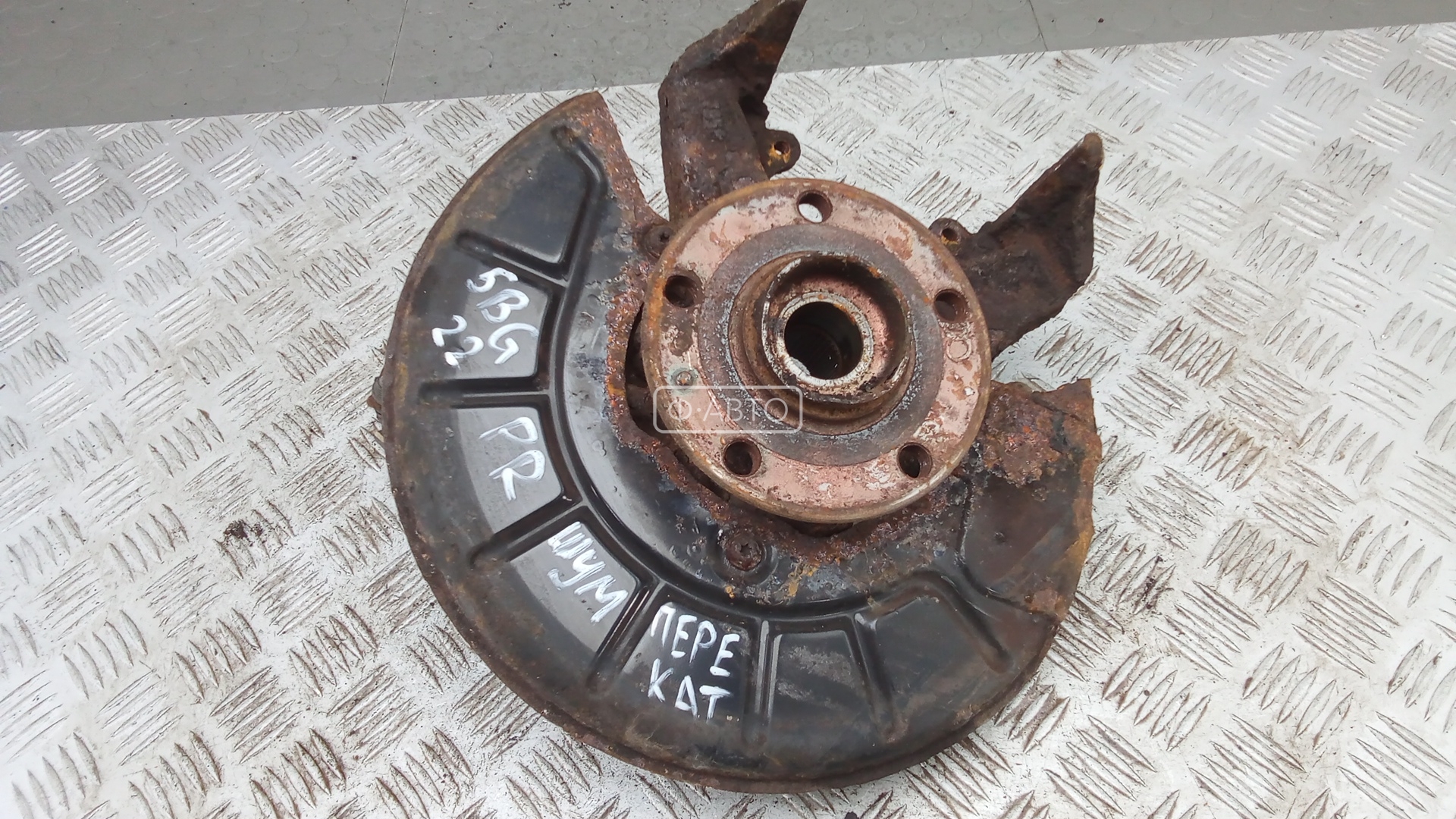 Ступица передняя правая