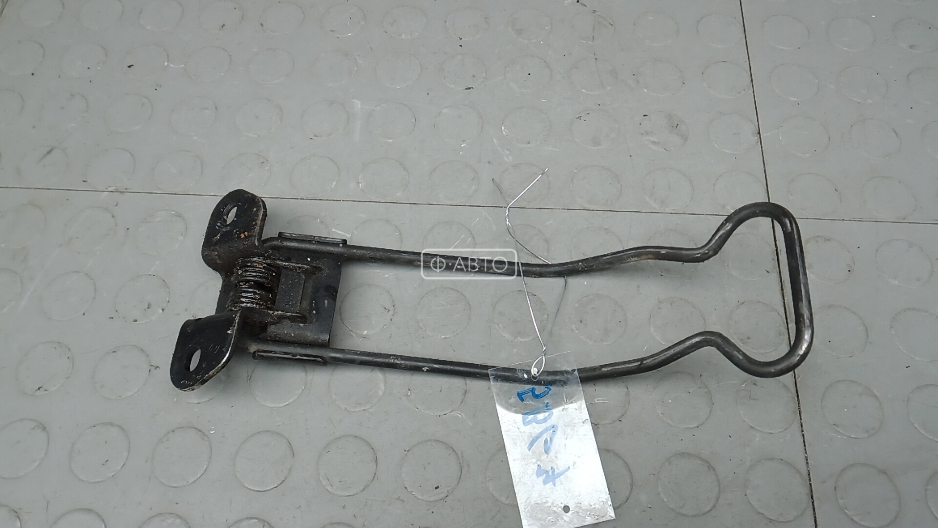 Ограничитель двери распашной левой