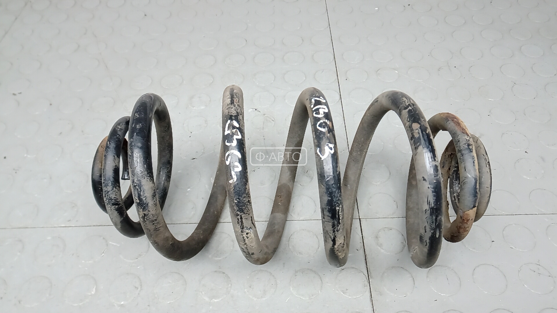 Пружина задняя