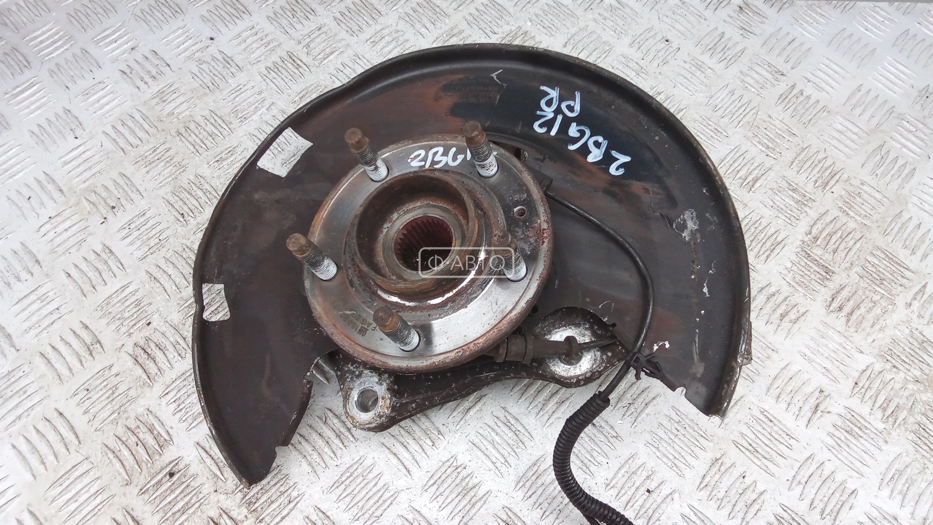 Ступица передняя правая