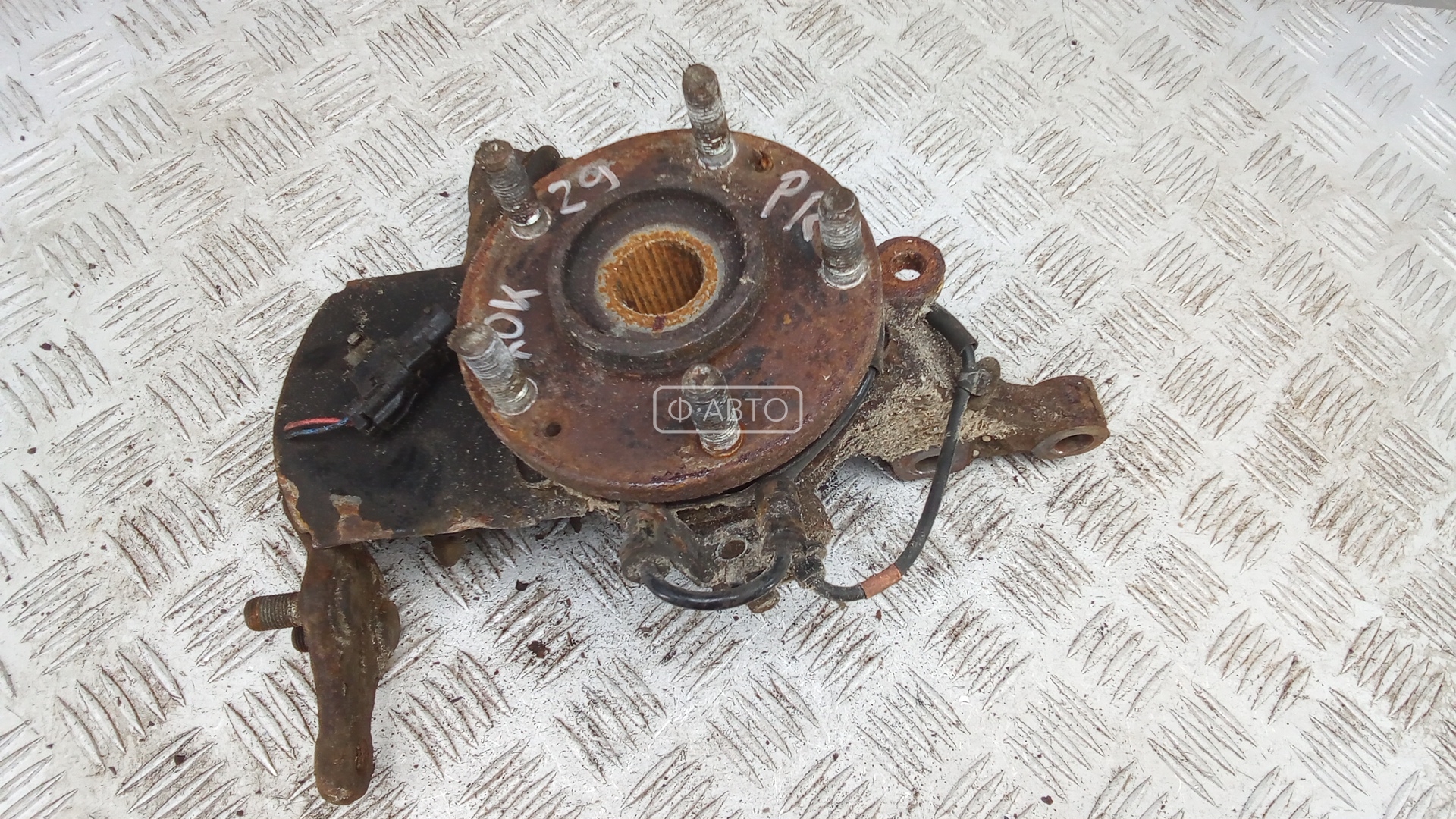 Ступица передняя правая