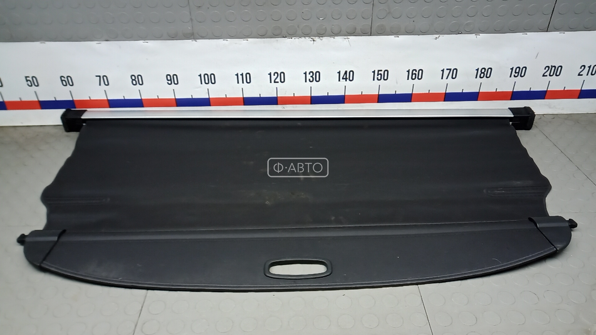 Шторка багажника