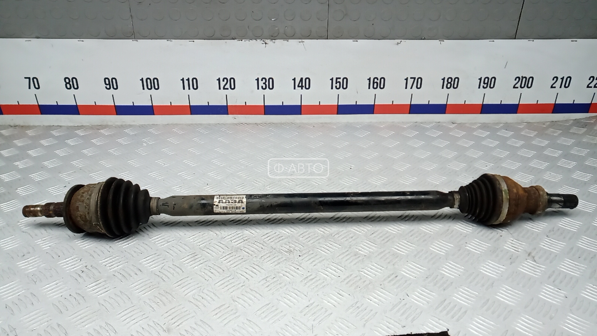 Привод передний правый