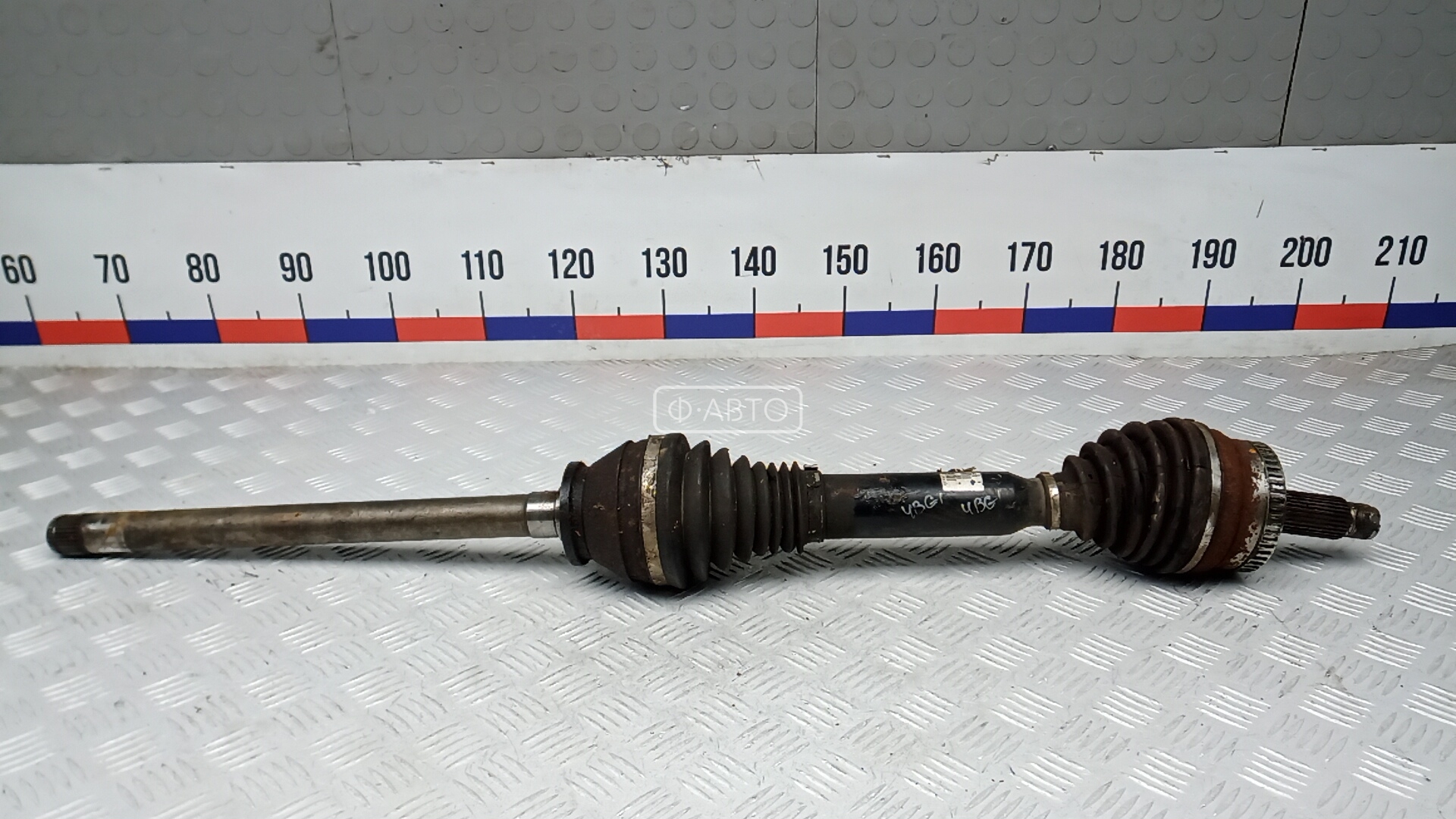 Привод передний правый