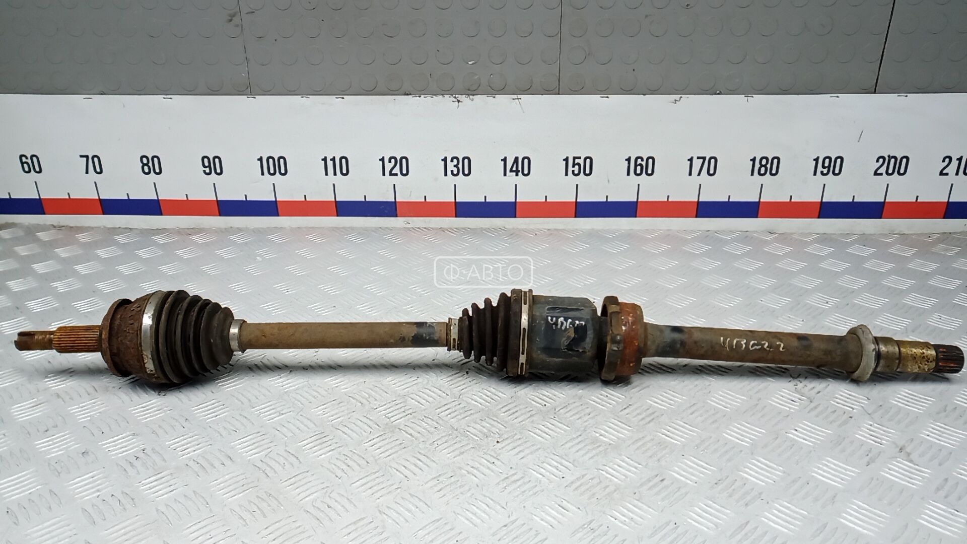 Привод передний правый