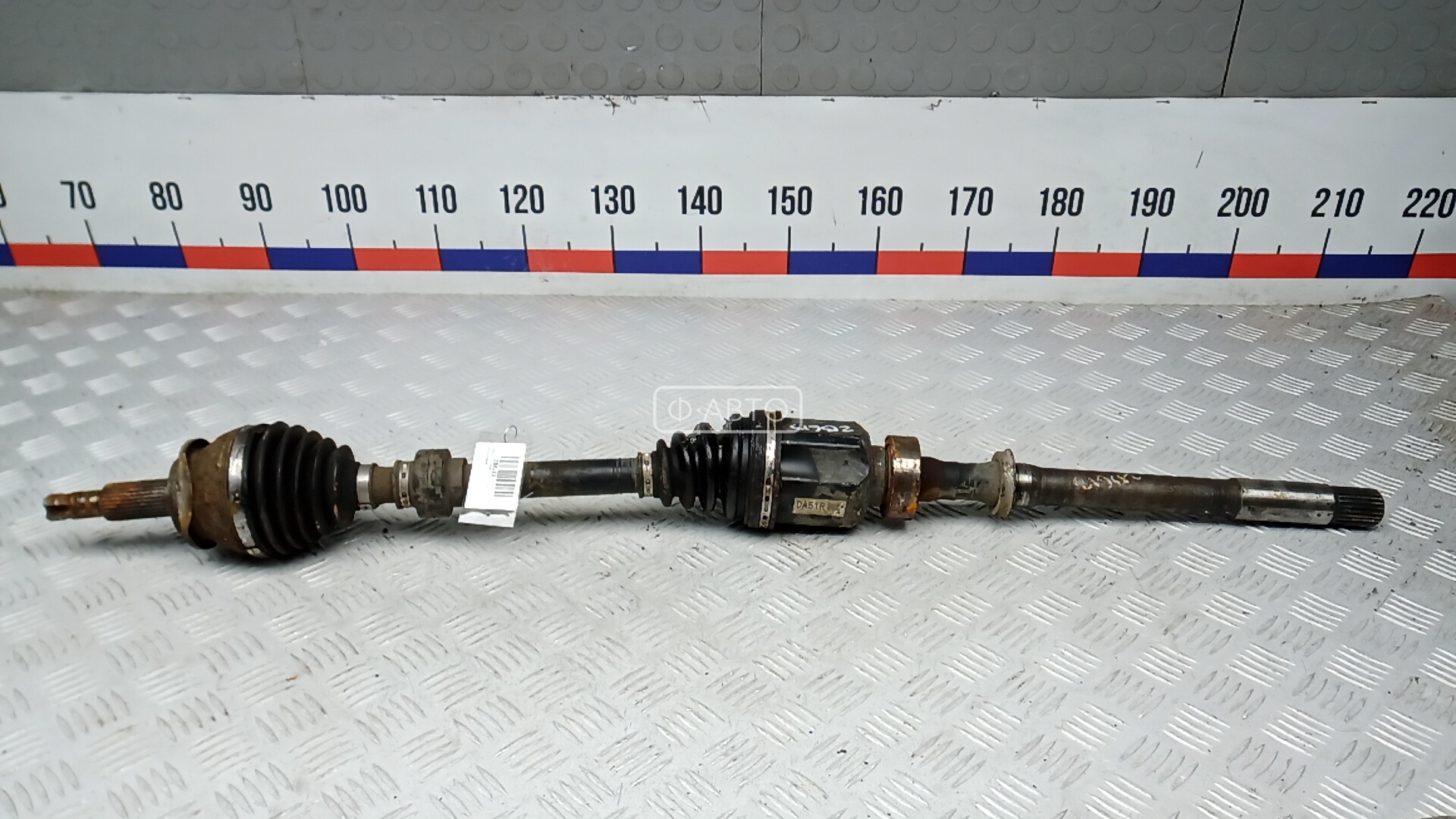 Привод передний правый