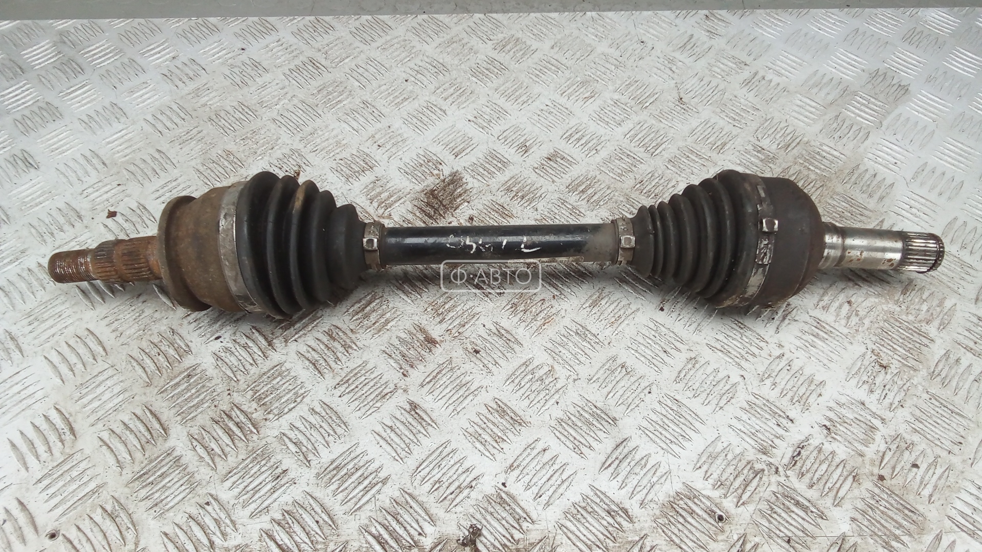 Привод передний левый