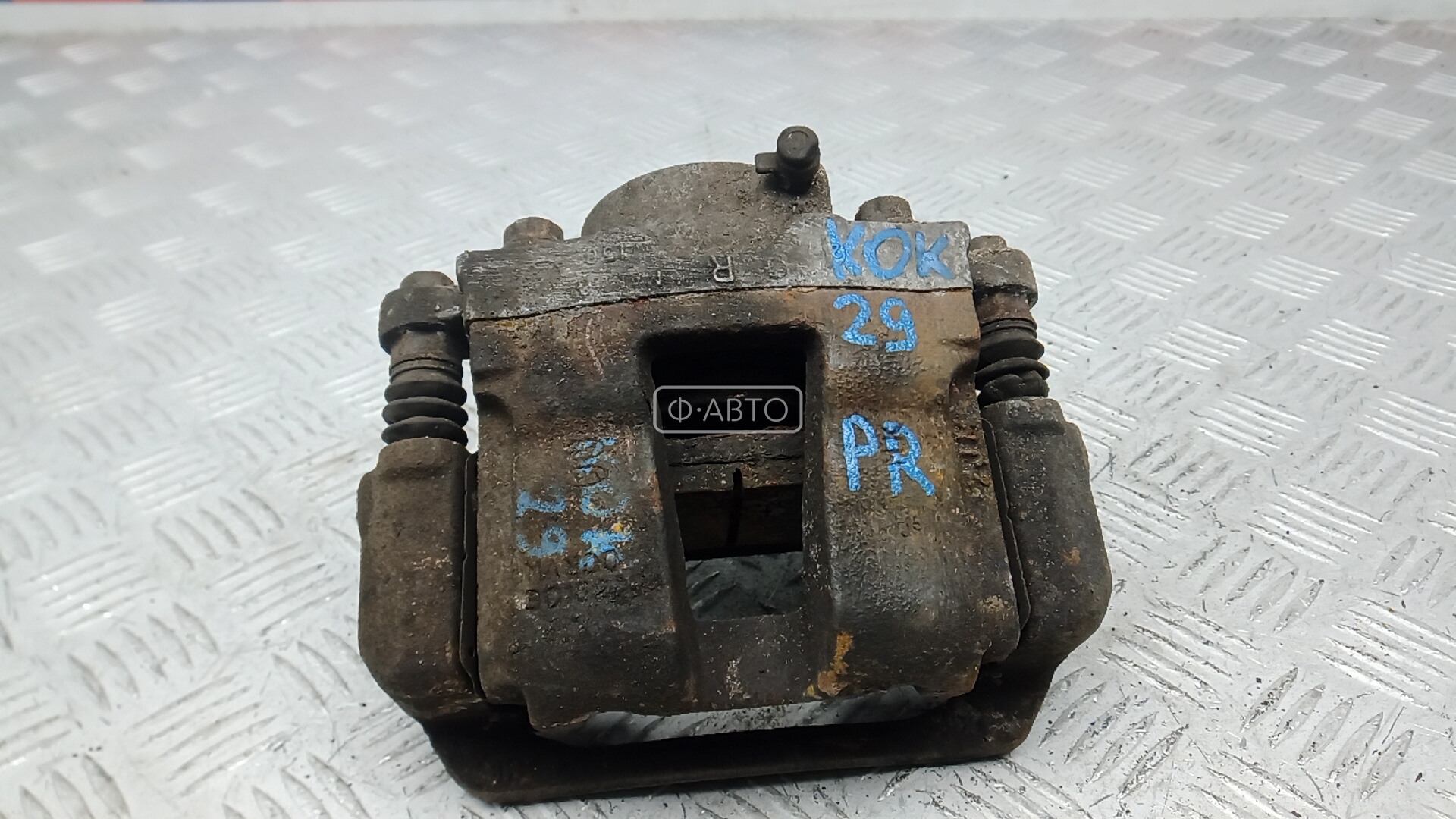 Суппорт тормозной передний правый