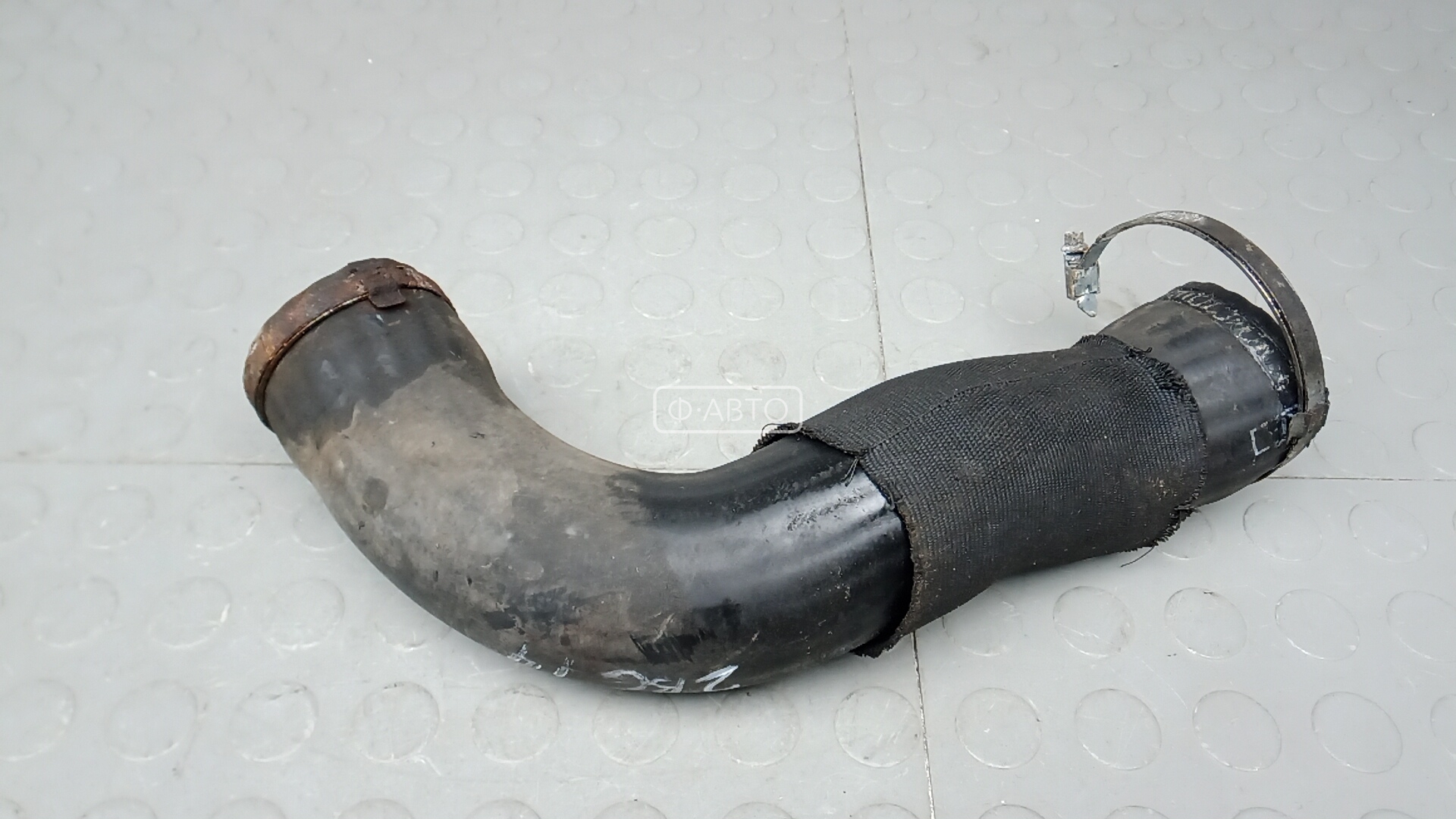 Патрубок интеркулера