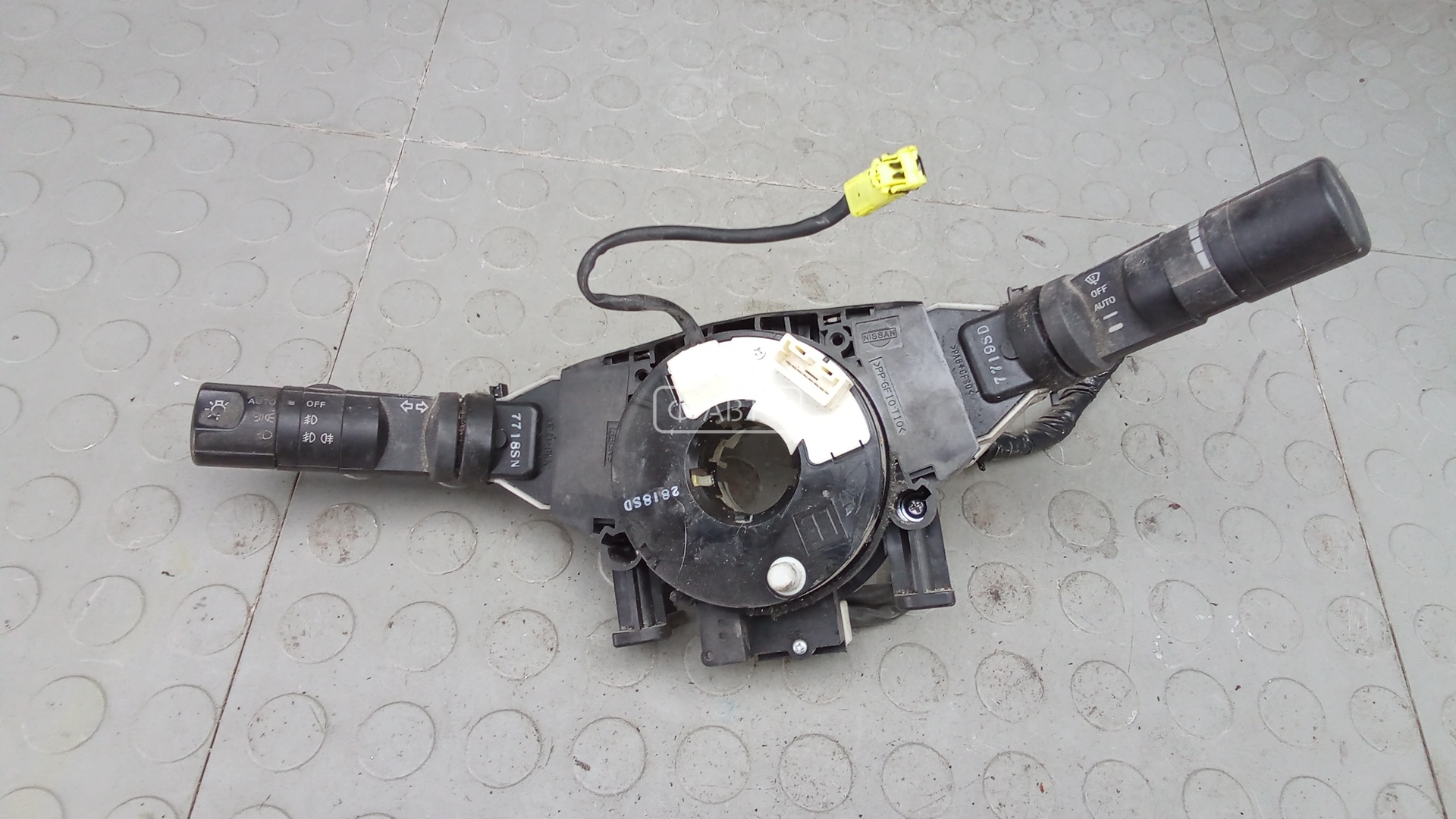 Переключатель поворотов и дворников (стрекоза)