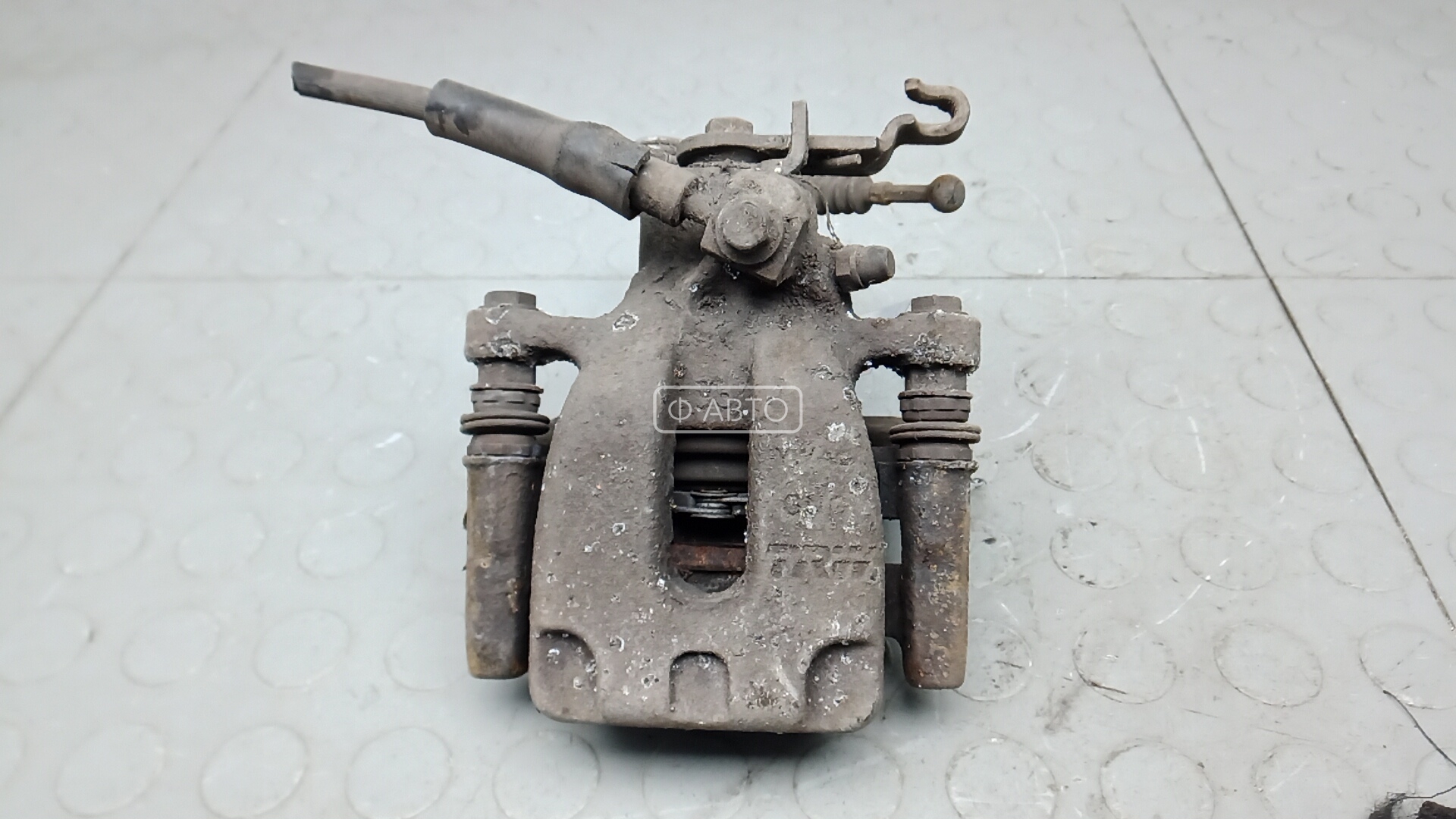 Суппорт тормозной задний левый